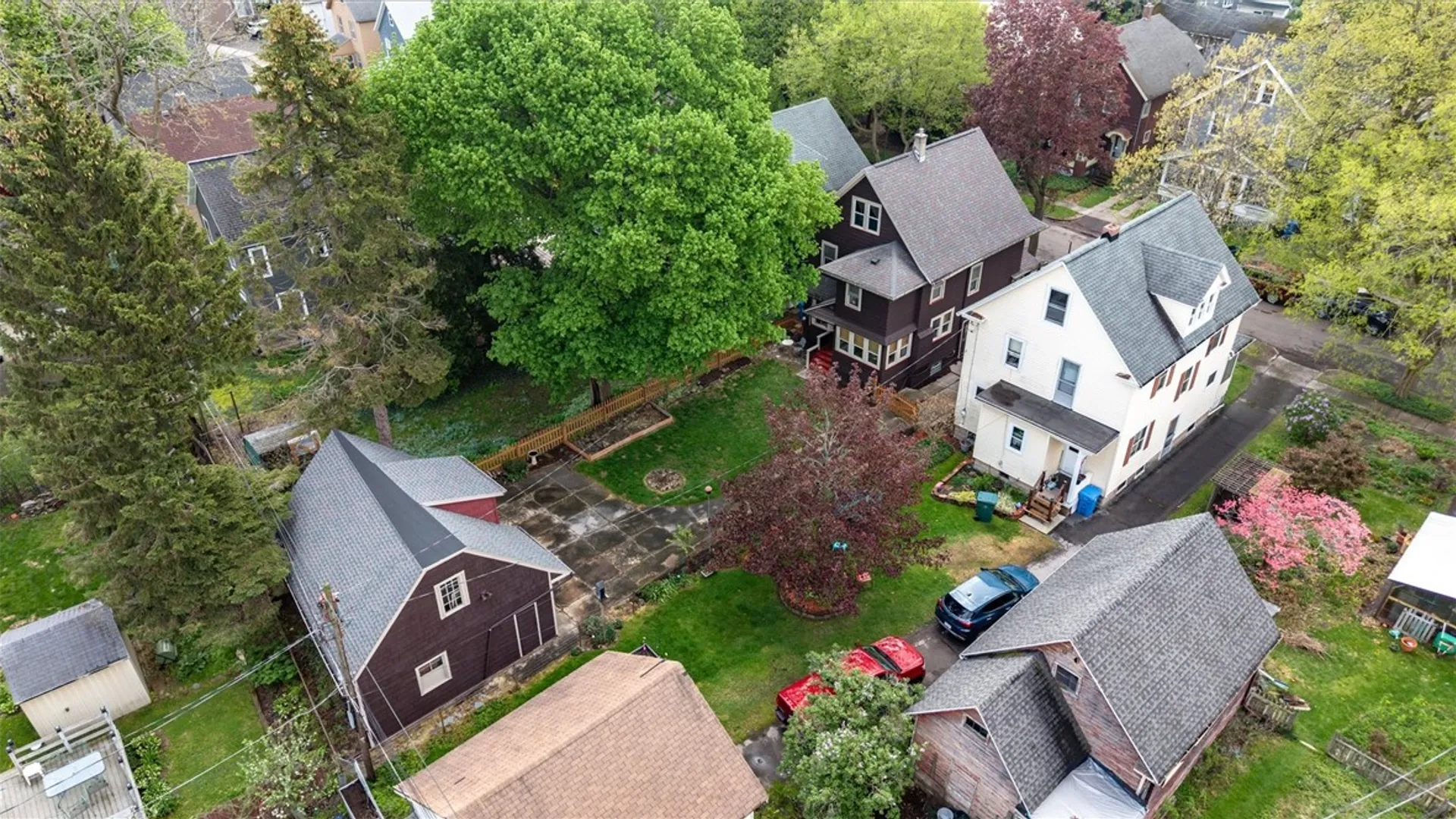 Property at 42 Washburn Park, Rochester, NY 14620 44