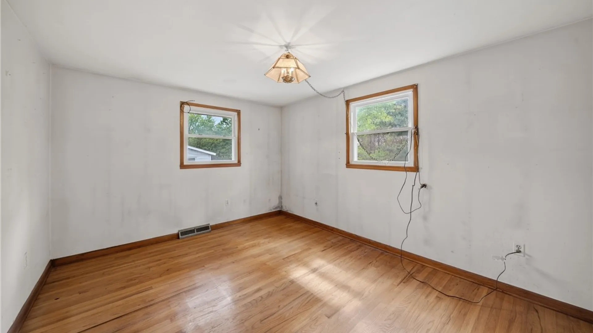 Property at 22 Apricot Ln, Clay, NY 13090 16