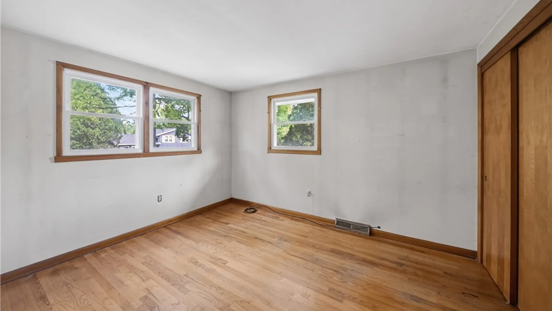 Property at 22 Apricot Ln, Clay, NY 13090 18