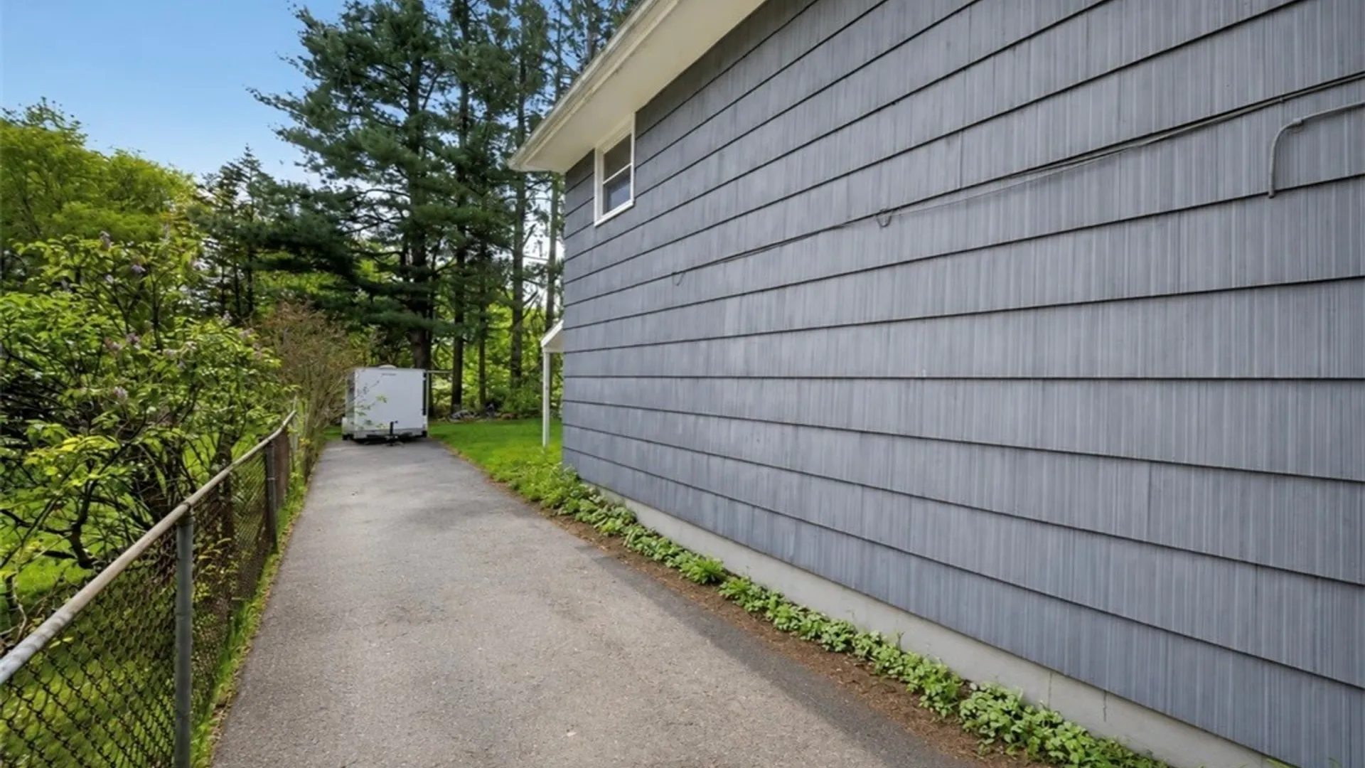 Property at 22 Apricot Ln, Clay, NY 13090 29
