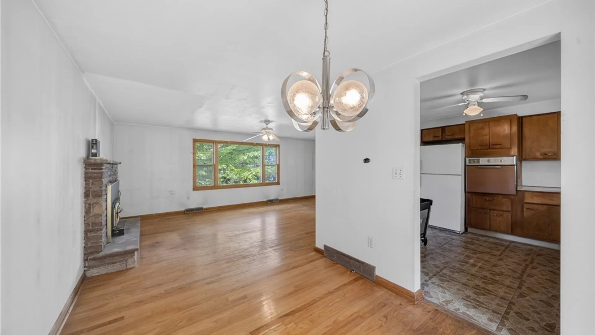 Property at 22 Apricot Ln, Clay, NY 13090 9