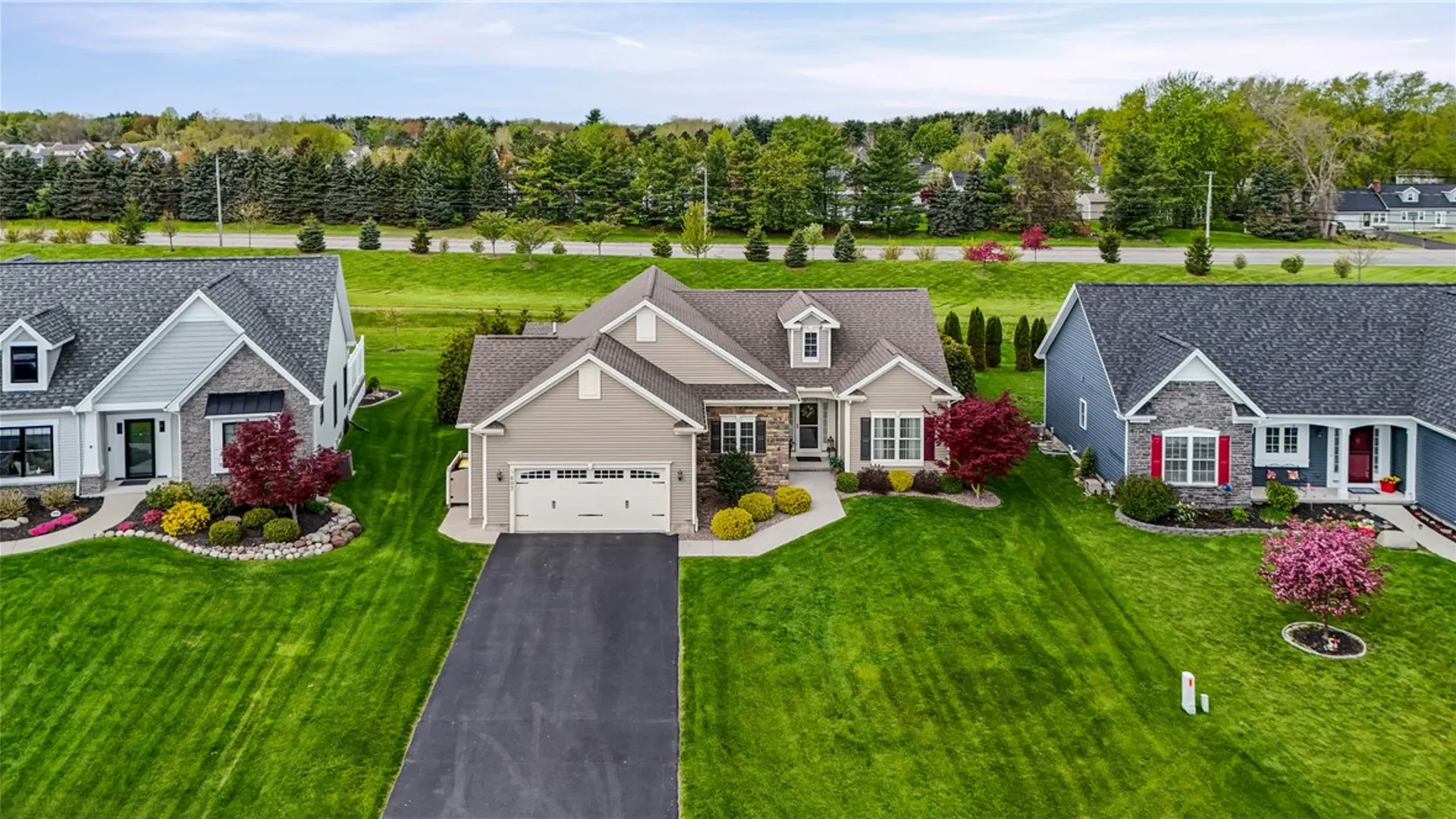 Property at 607 Pine Lakes, Webster, NY 14580 46