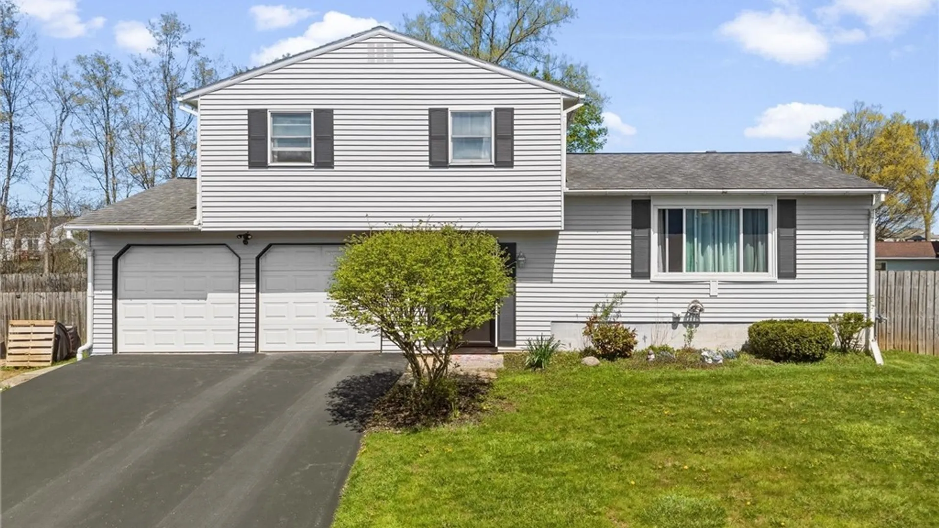 Property at 5470 Tourmaline Drive, Clay, NY 13041 2
