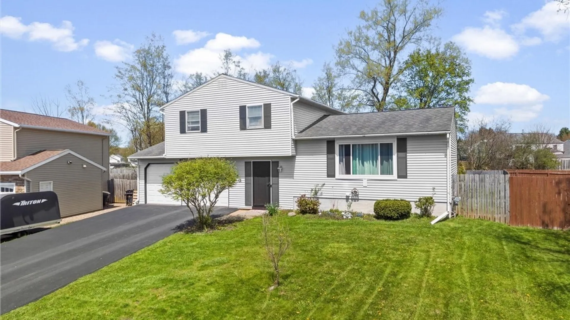 Property at 5470 Tourmaline Drive, Clay, NY 13041 4