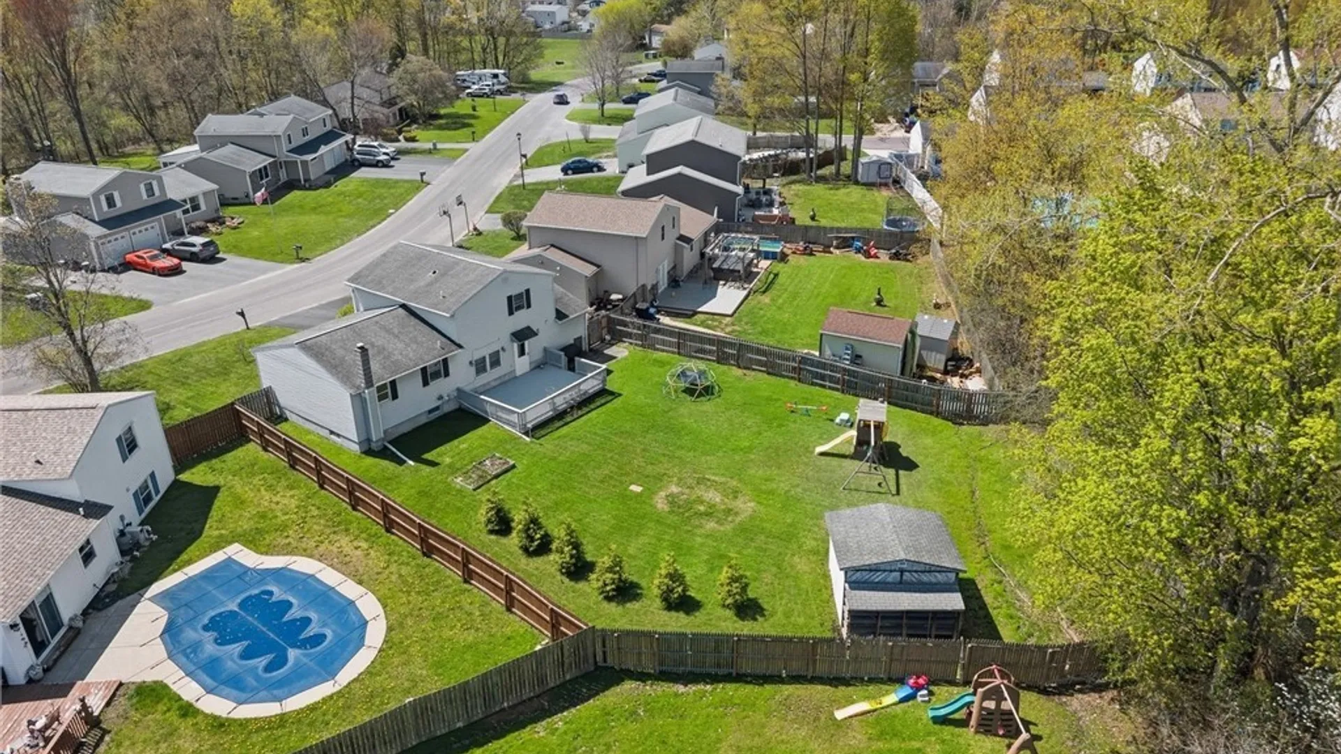 Property at 5470 Tourmaline Drive, Clay, NY 13041 44