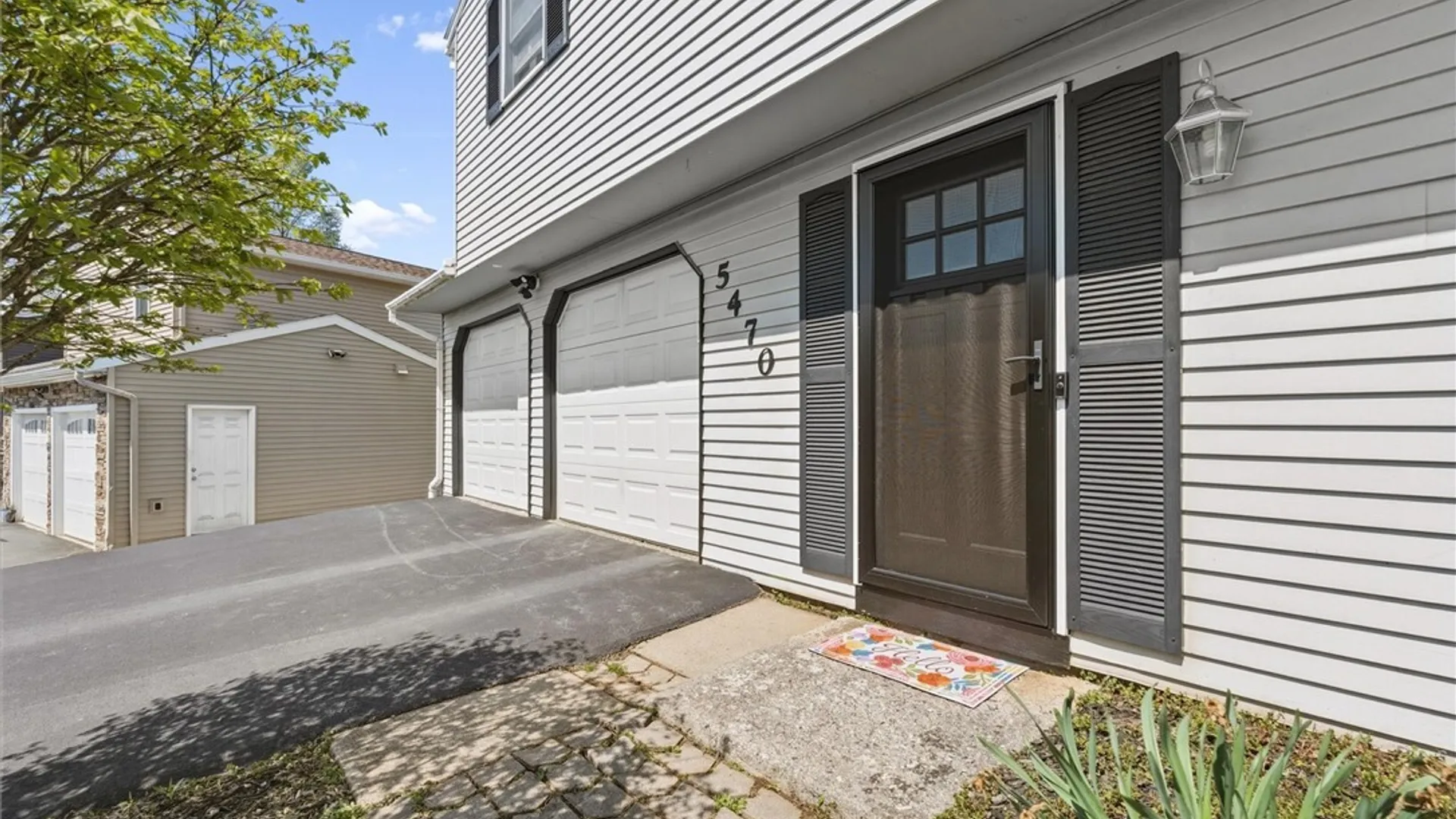 Property at 5470 Tourmaline Drive, Clay, NY 13041 6