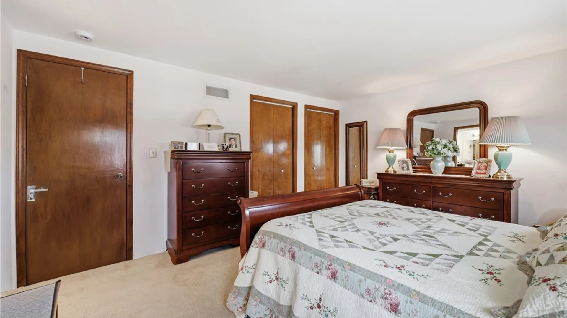 Property at 68 Tracy Lynn Lane, West Seneca, NY 14224 15