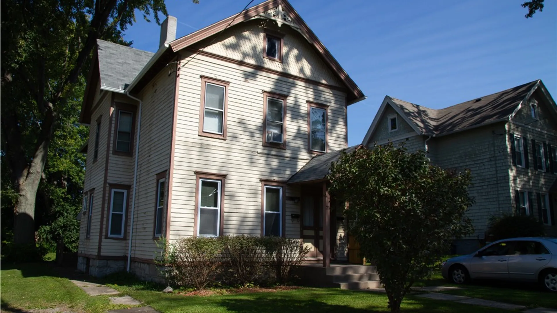 Property at 21 Lawton Avenue, Auburn, NY 13021 2