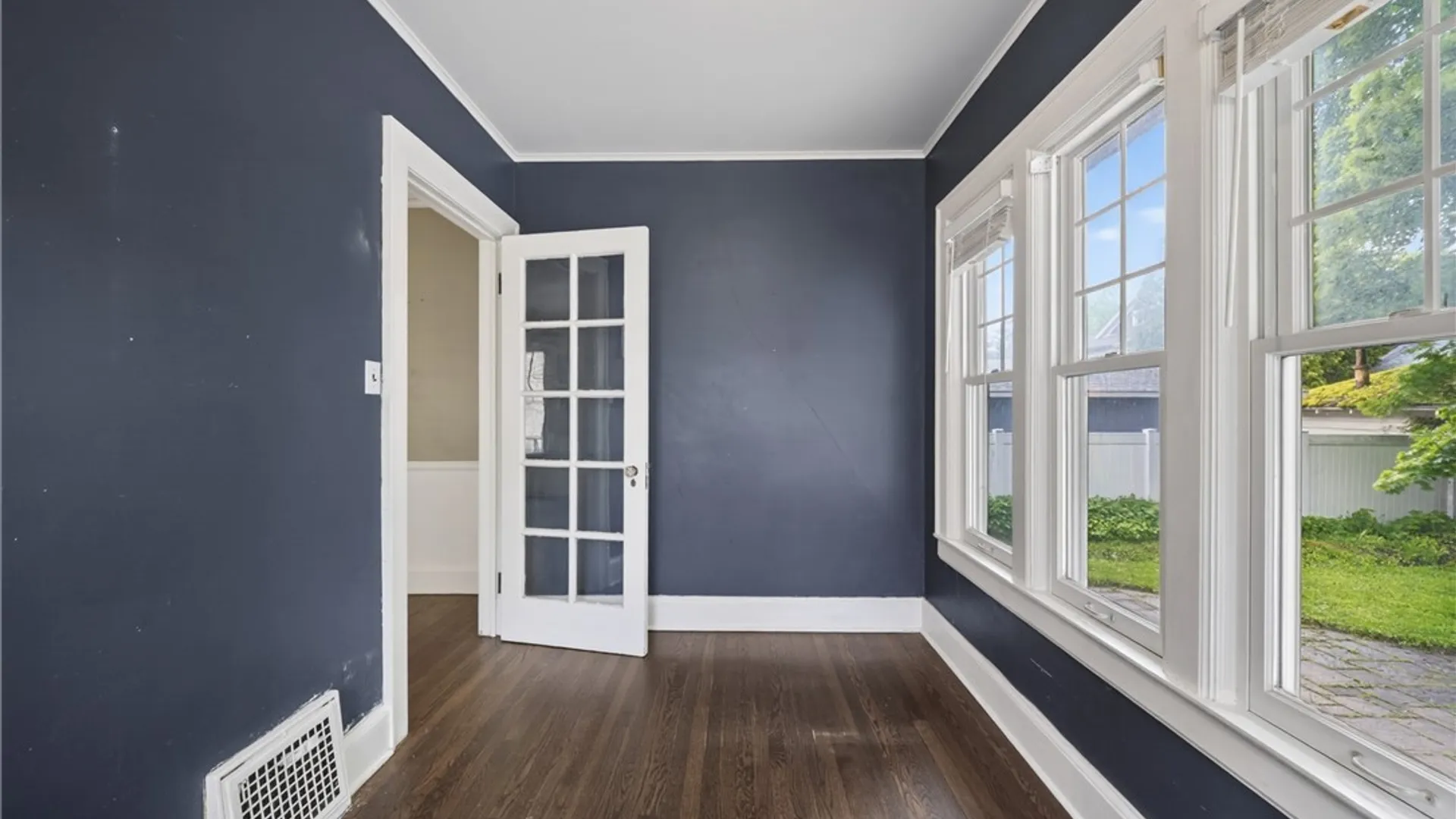 Property at 142 Hampton Road, Syracuse, NY 13203 16