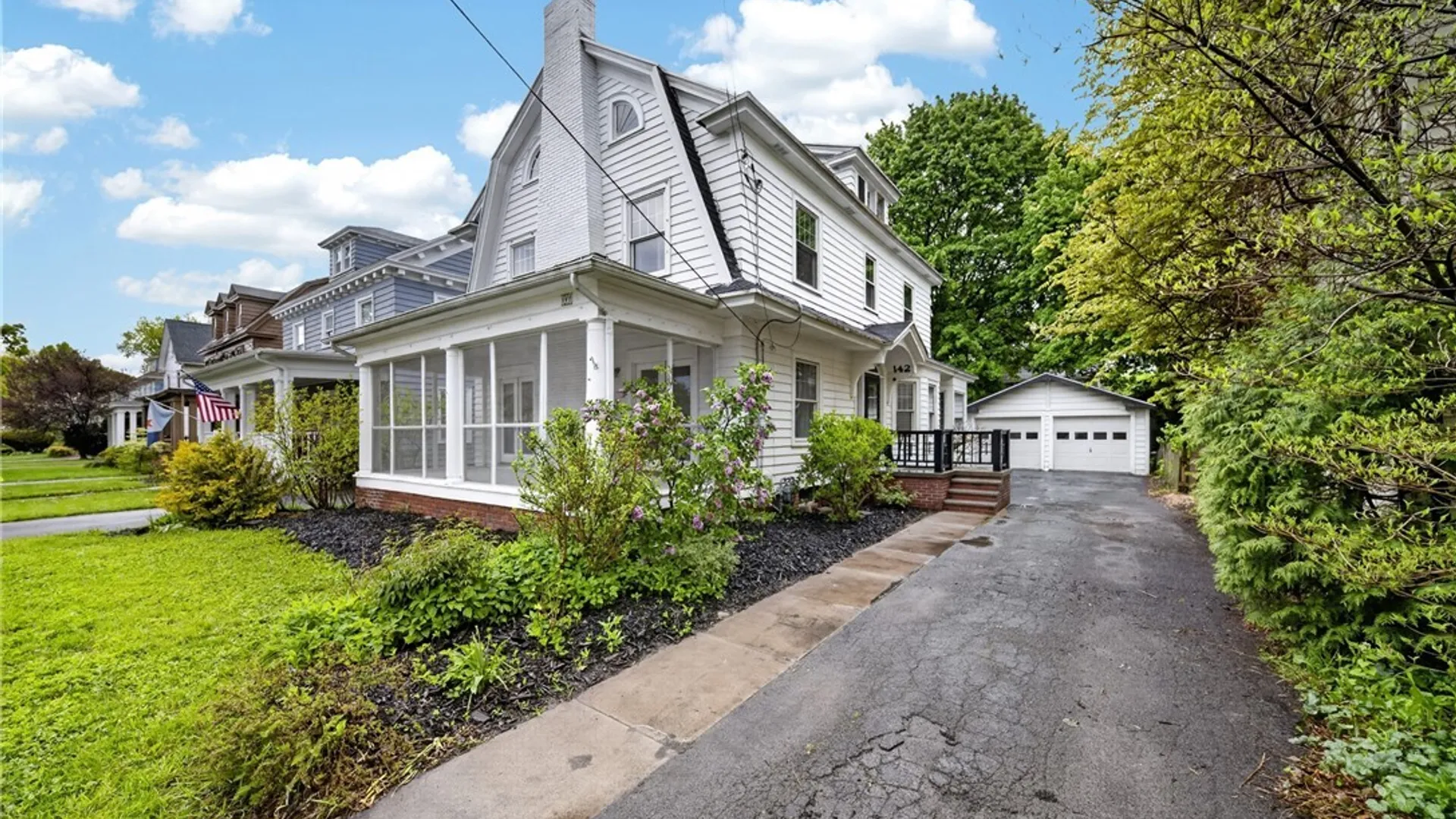 Property at 142 Hampton Road, Syracuse, NY 13203 3