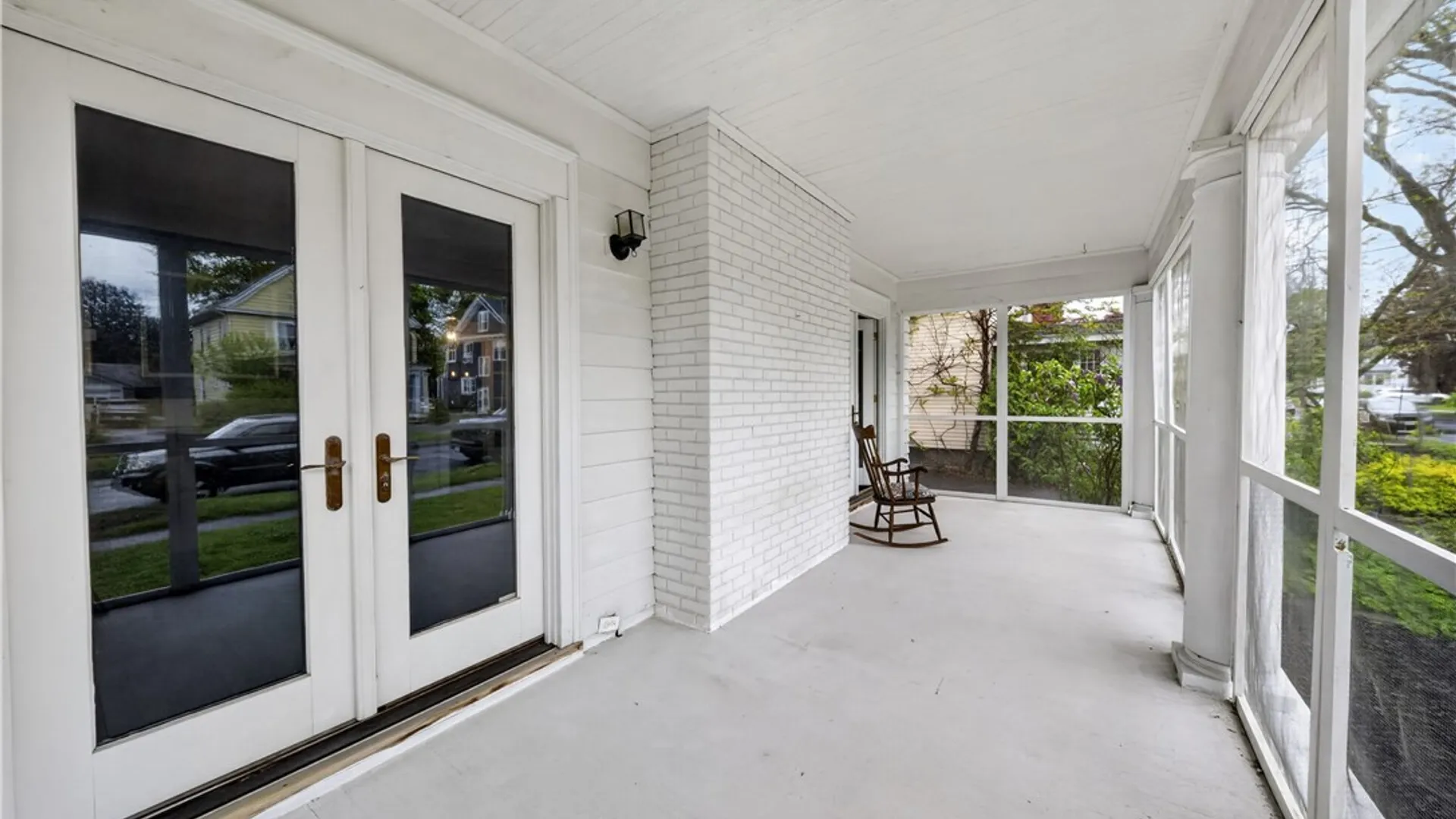 Property at 142 Hampton Road, Syracuse, NY 13203 5
