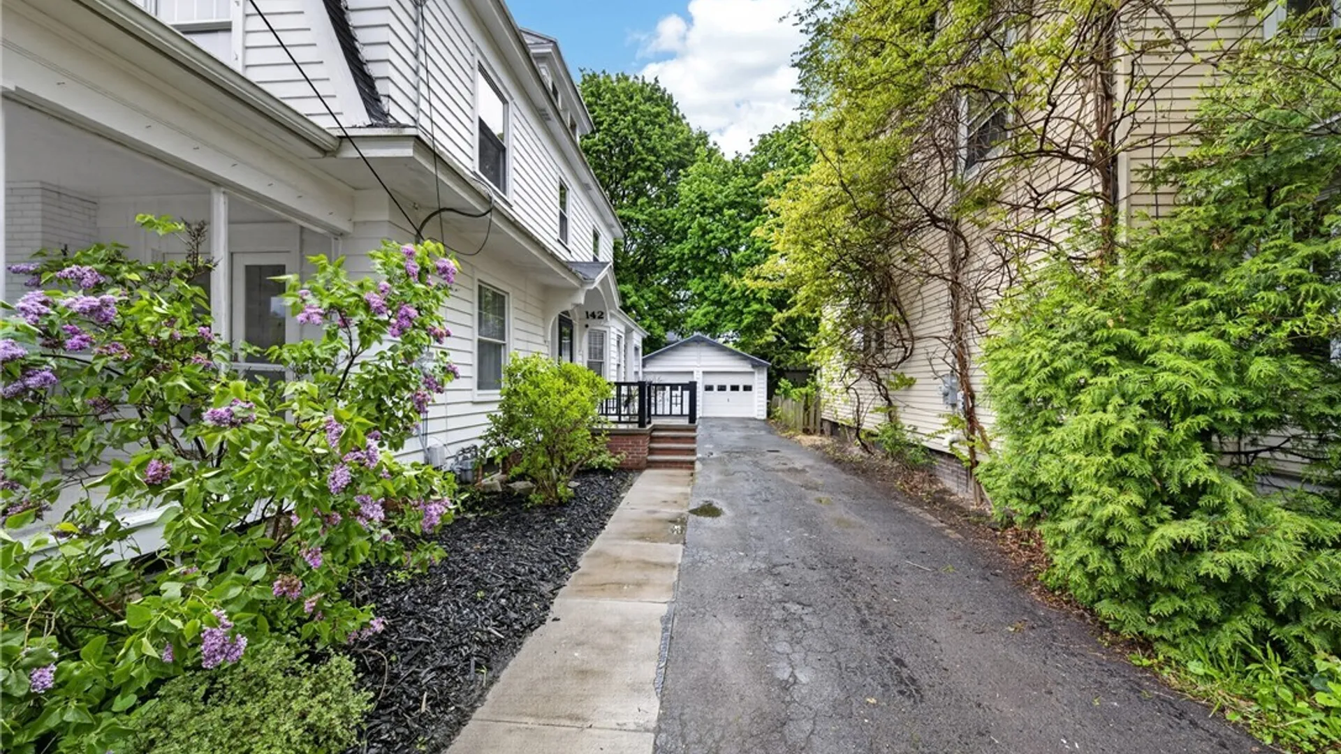 Property at 142 Hampton Road, Syracuse, NY 13203 50