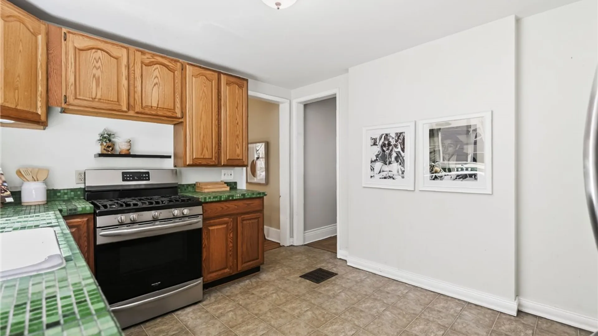 Property at 515 Grand Avenue, Rochester, NY 14609 8