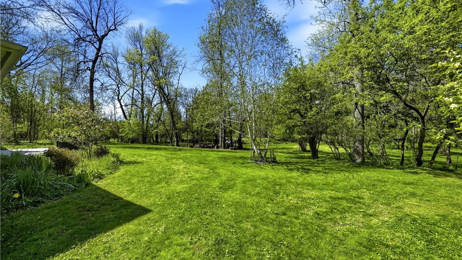 Property at 1860 Forest Road, Amherst, NY 14221 46