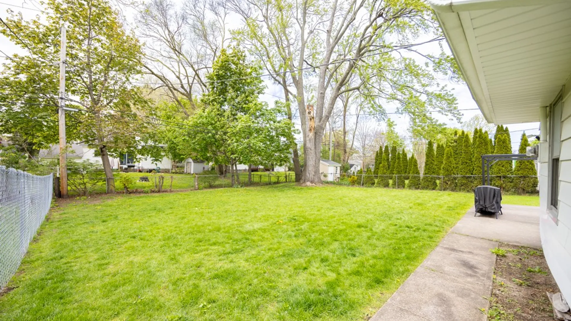 Property at 127 Newton Road, Greece, NY 14626 15