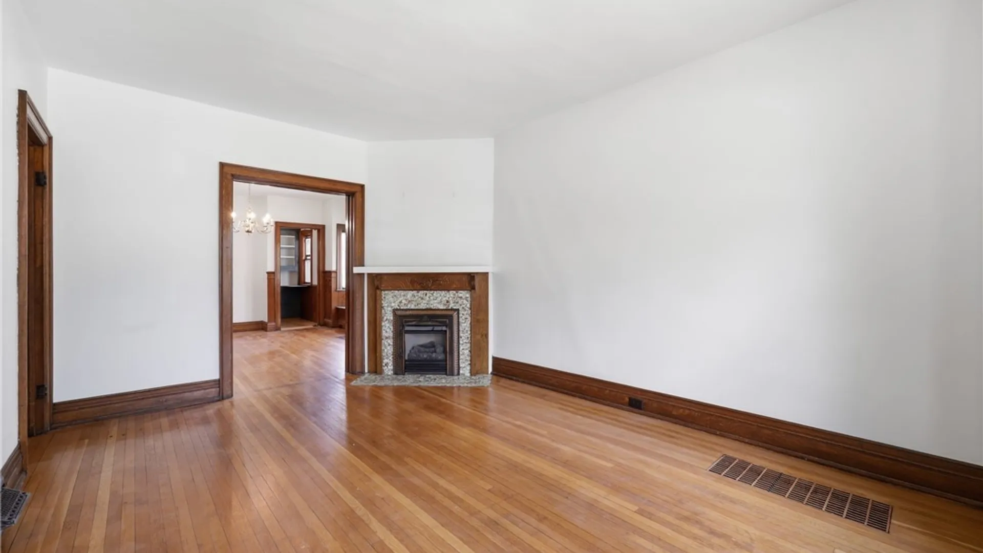 Property at 202 Summit Avenue, Buffalo, NY 14214 10
