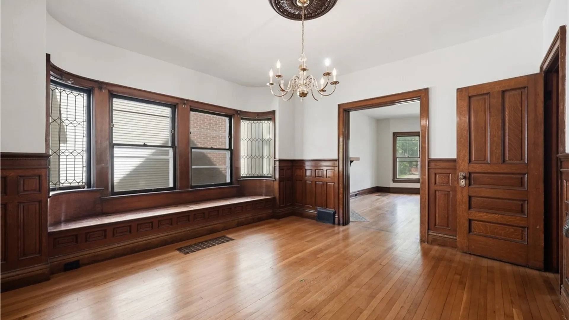 Property at 202 Summit Avenue, Buffalo, NY 14214 14