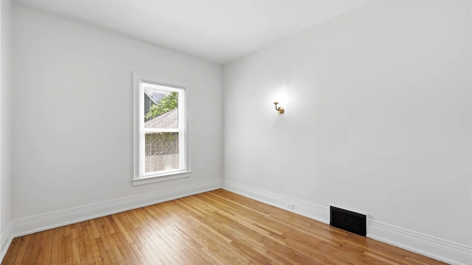 Property at 202 Summit Avenue, Buffalo, NY 14214 24