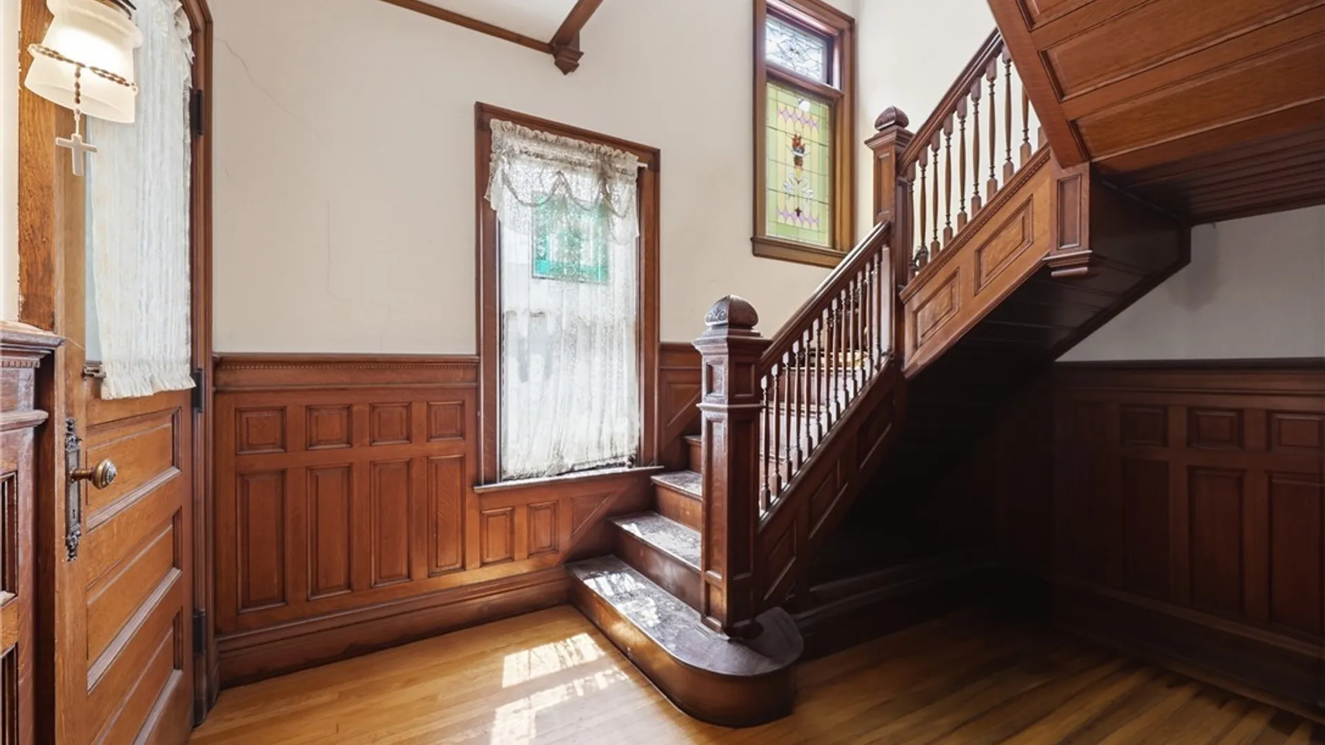 Property at 202 Summit Avenue, Buffalo, NY 14214 4