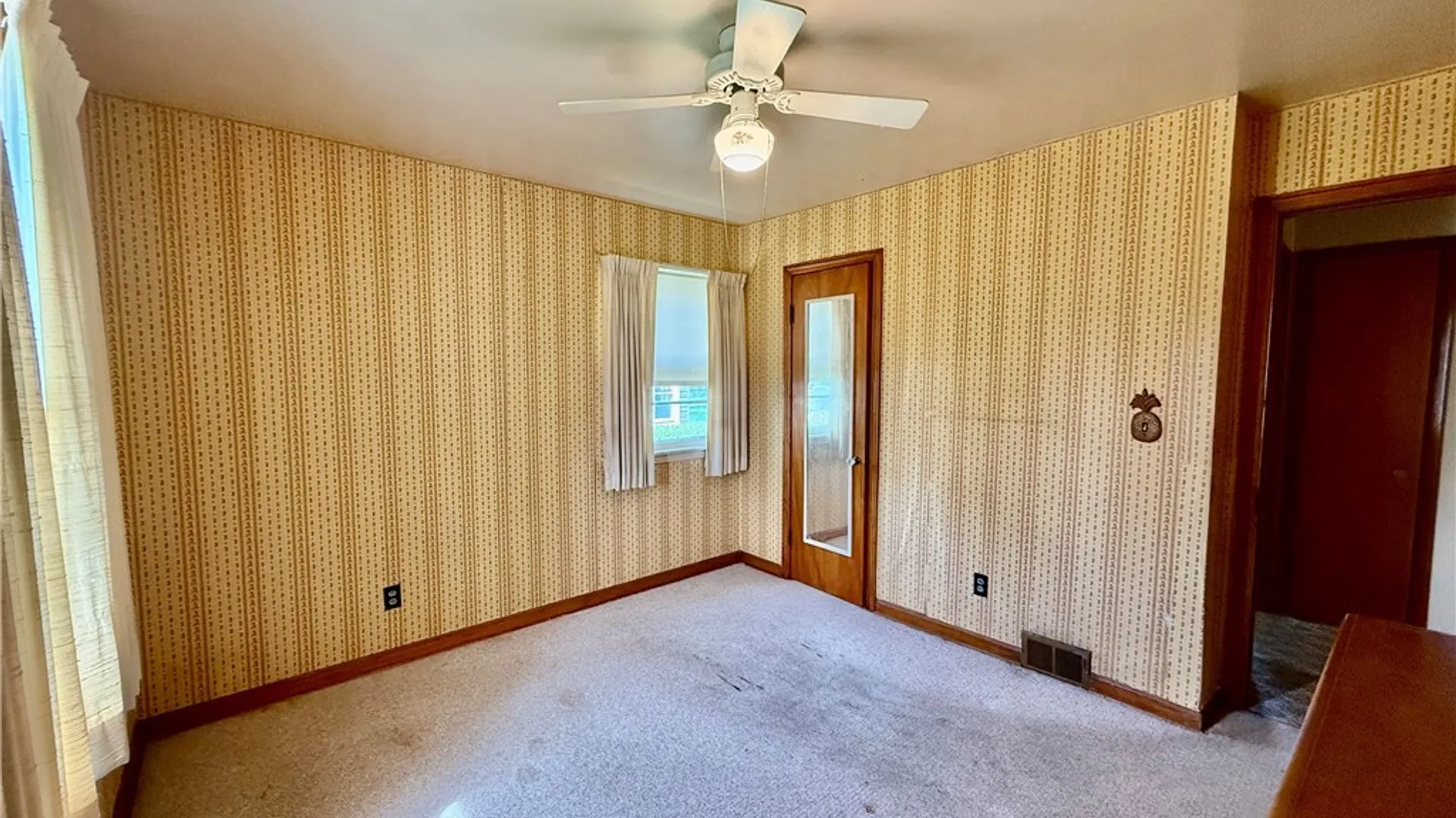 Property at 4649 Morgan Parkway, Hamburg, NY 14075 13