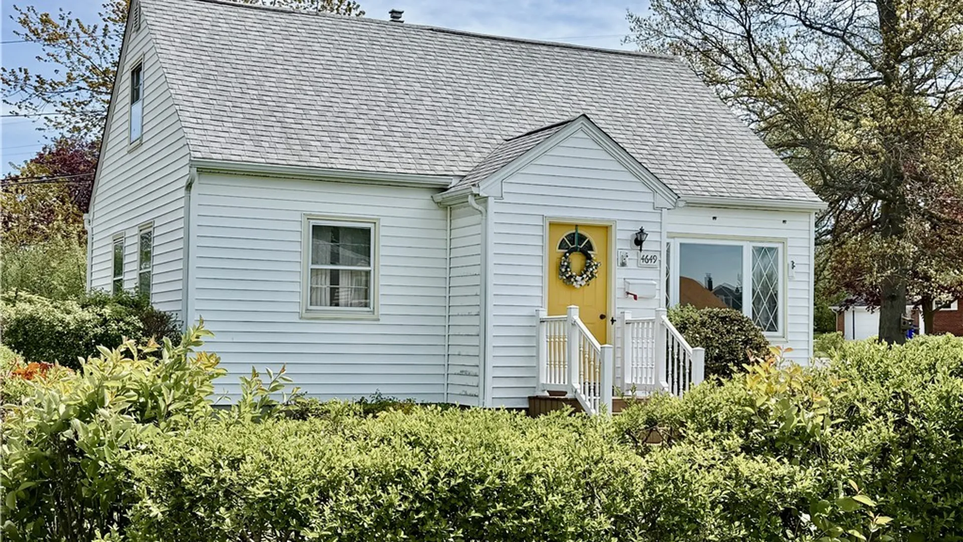 Property at 4649 Morgan Parkway, Hamburg, NY 14075 2