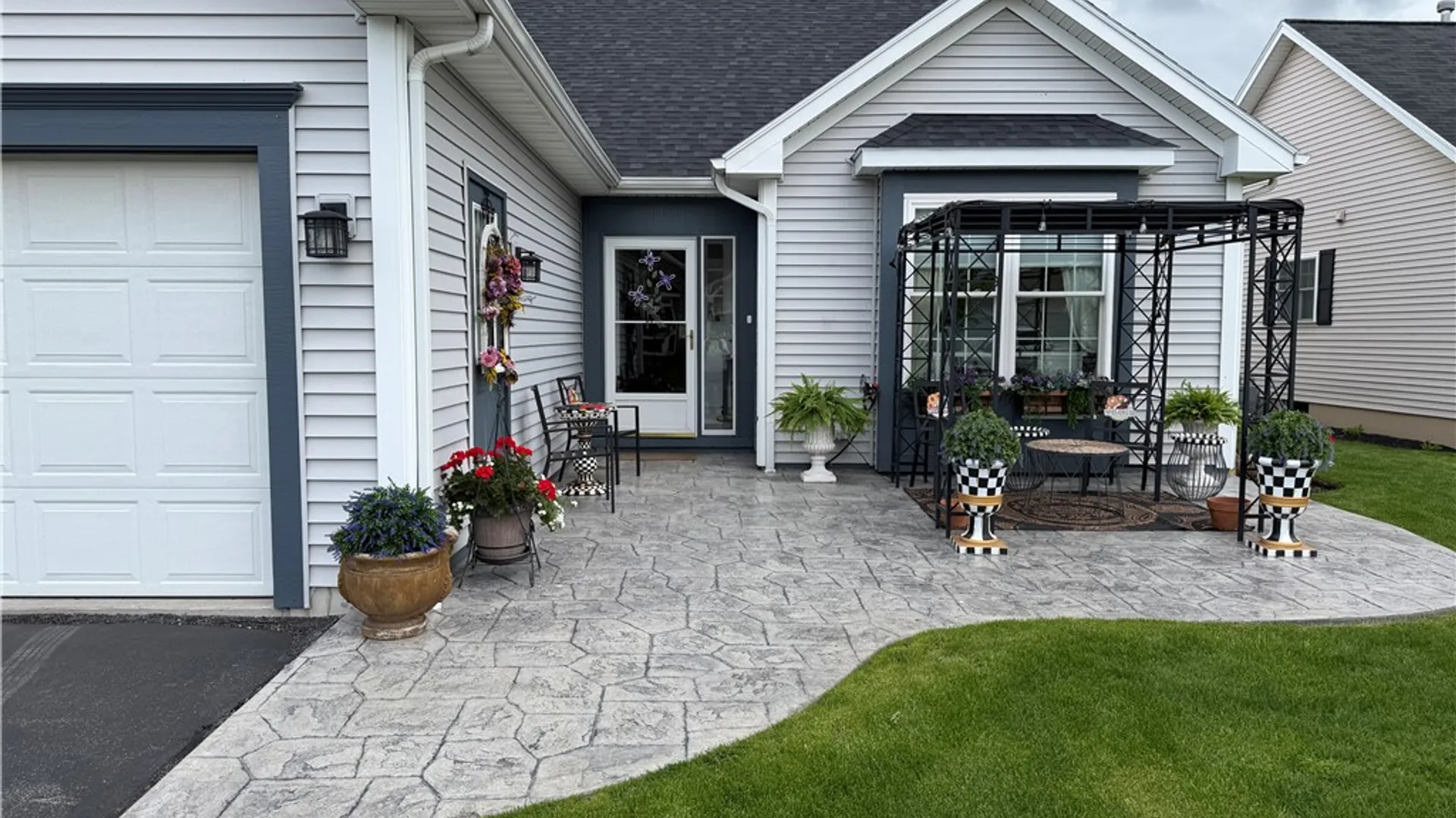 Property at 151 Stewart Place, Canandaigua City, NY 14424 2