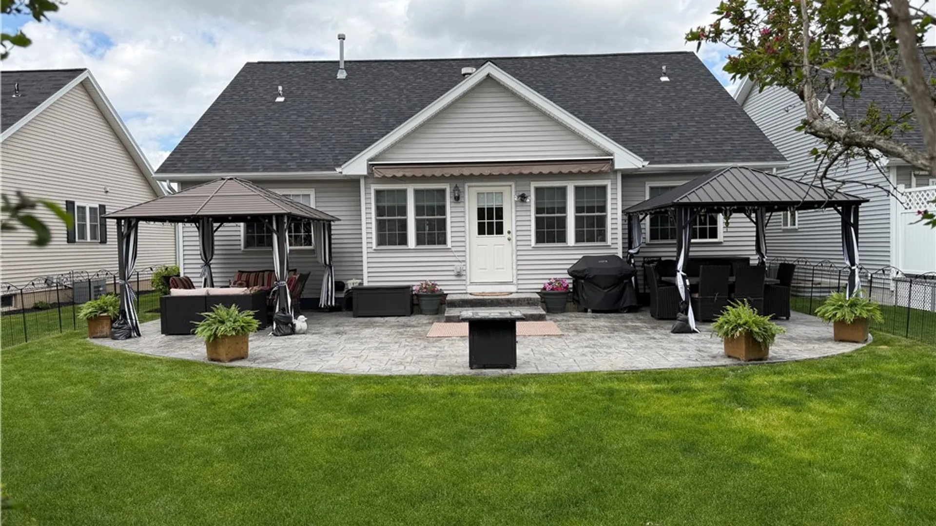 Property at 151 Stewart Place, Canandaigua City, NY 14424 3