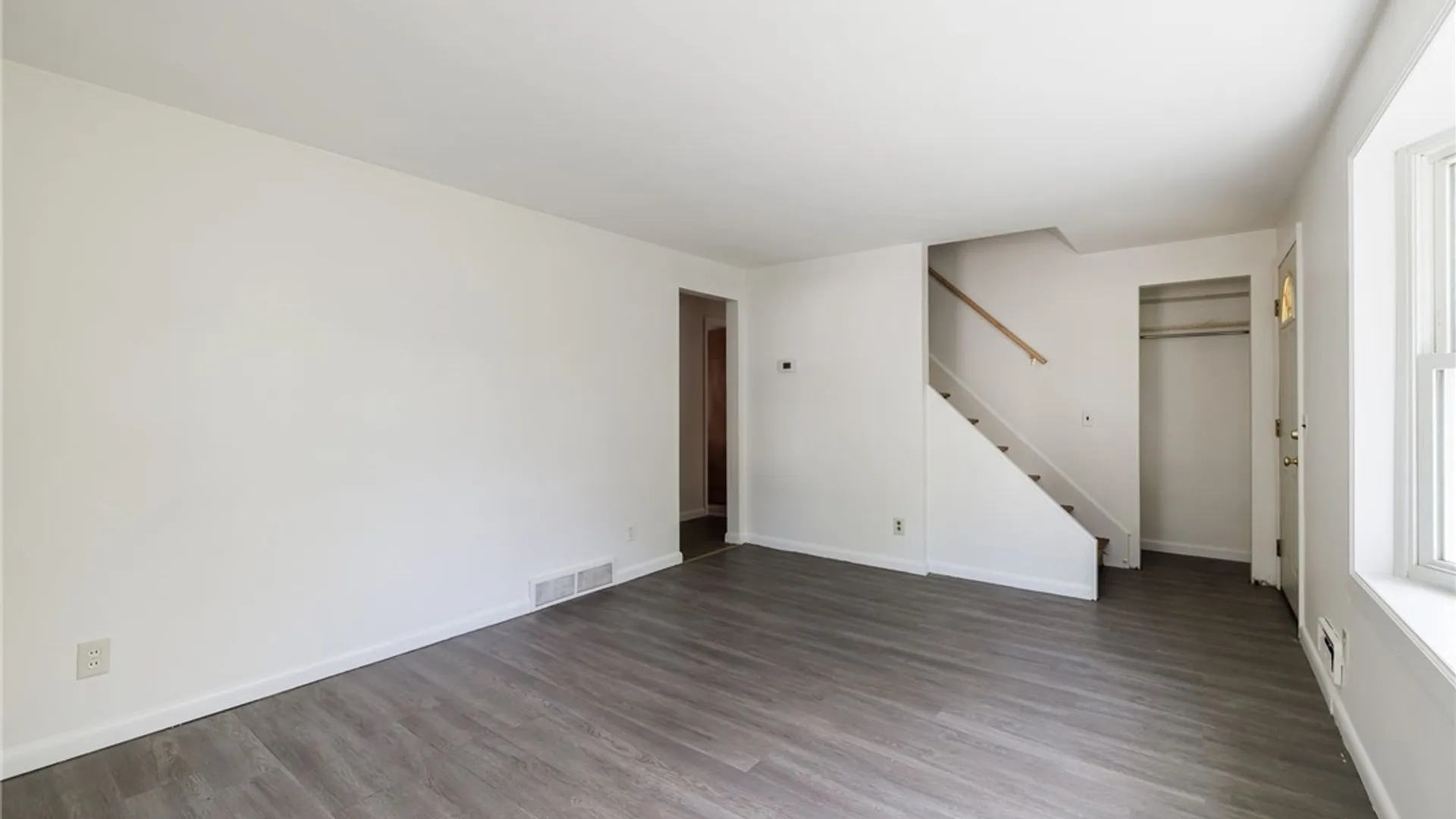 Property at 147 Hilltop Road, Greece, NY 14616 17