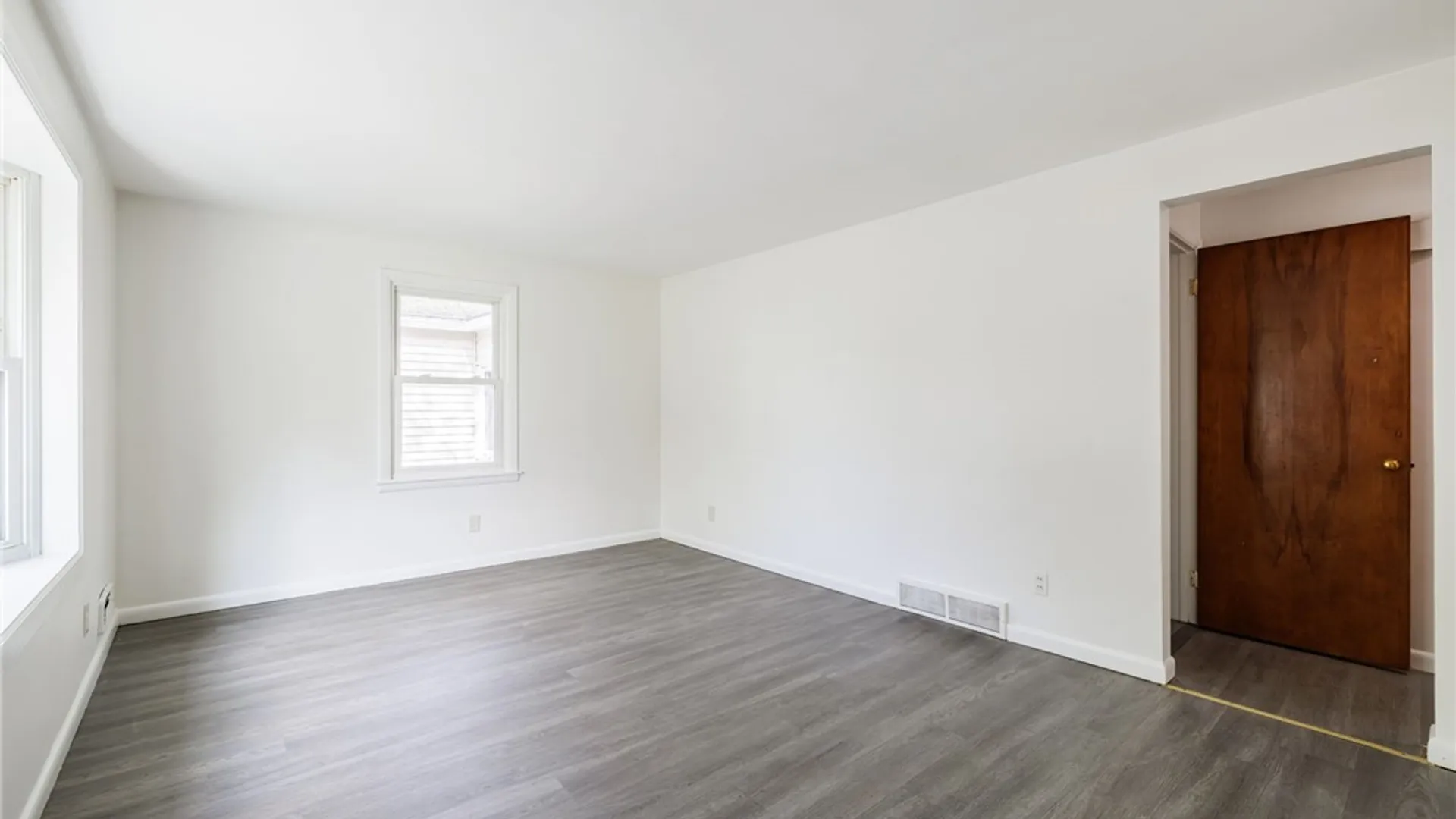 Property at 147 Hilltop Road, Greece, NY 14616 18