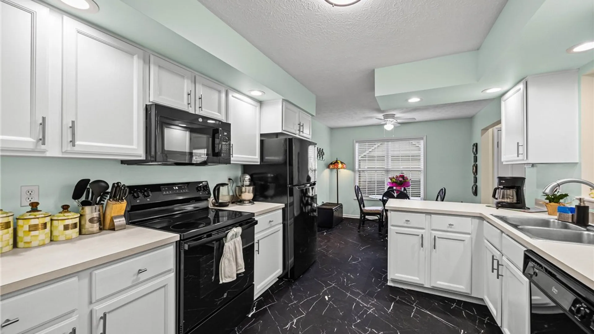 Property at 202 Twin Pines Ct Street, Rochester, NY 14616 5