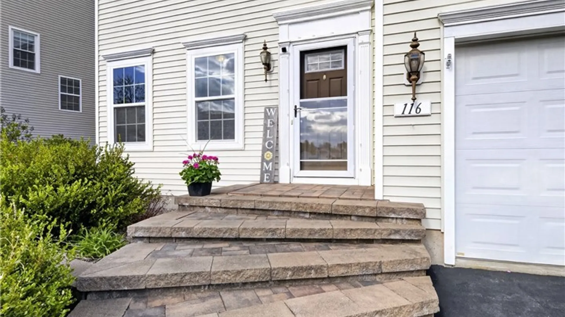 Property at 116 Kensington High Street, Manlius, NY 13116 2