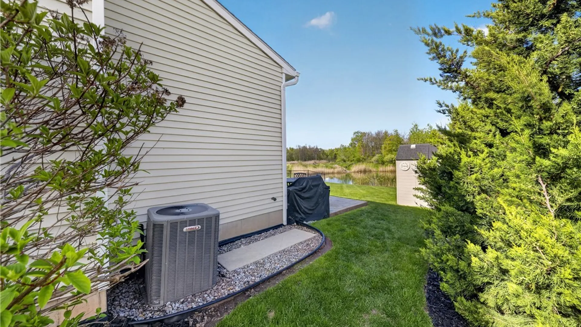 Property at 116 Kensington High Street, Manlius, NY 13116 46