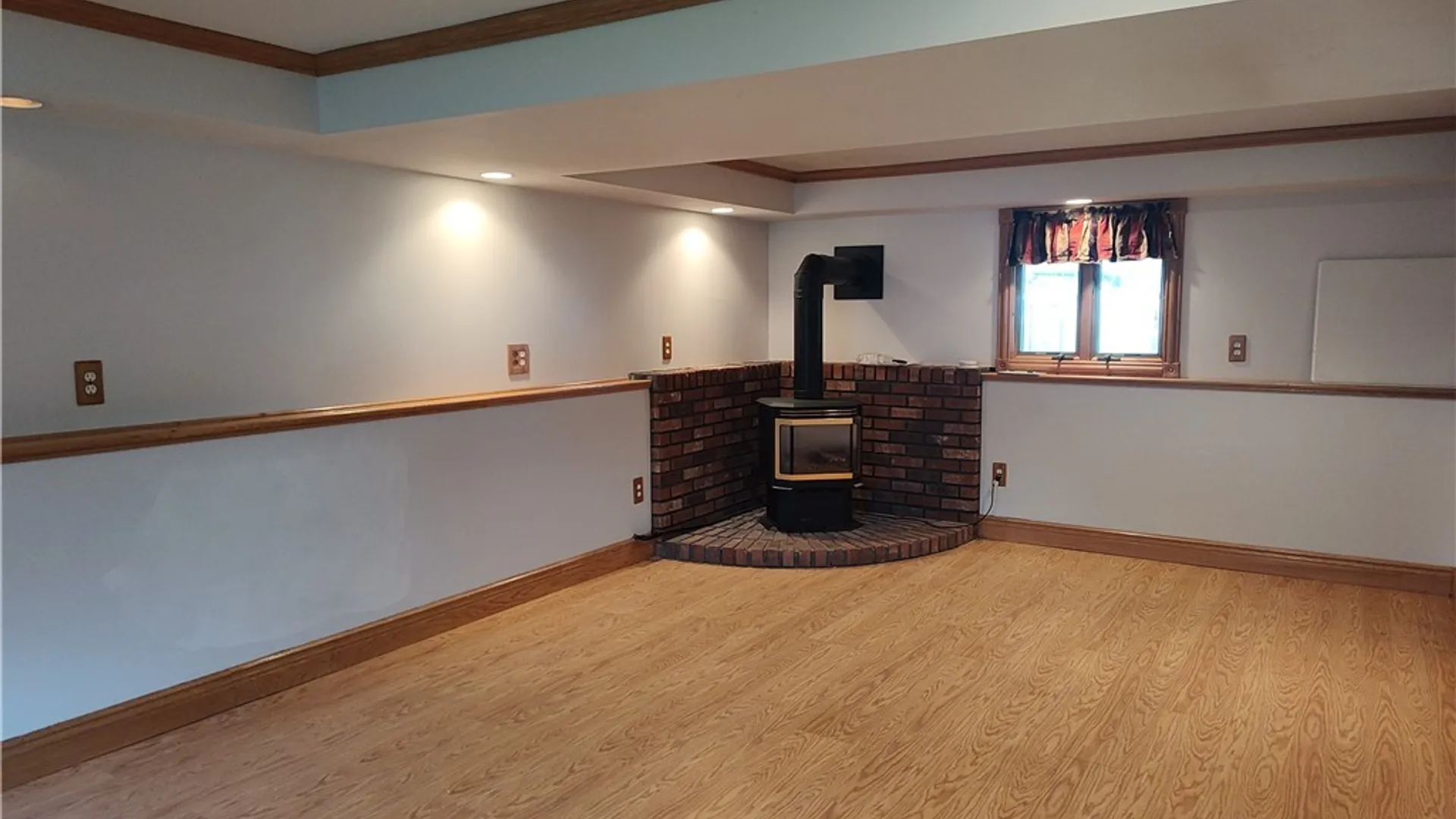 Property at 104 Chapel Glen Drive, Hamburg, NY 14075 19