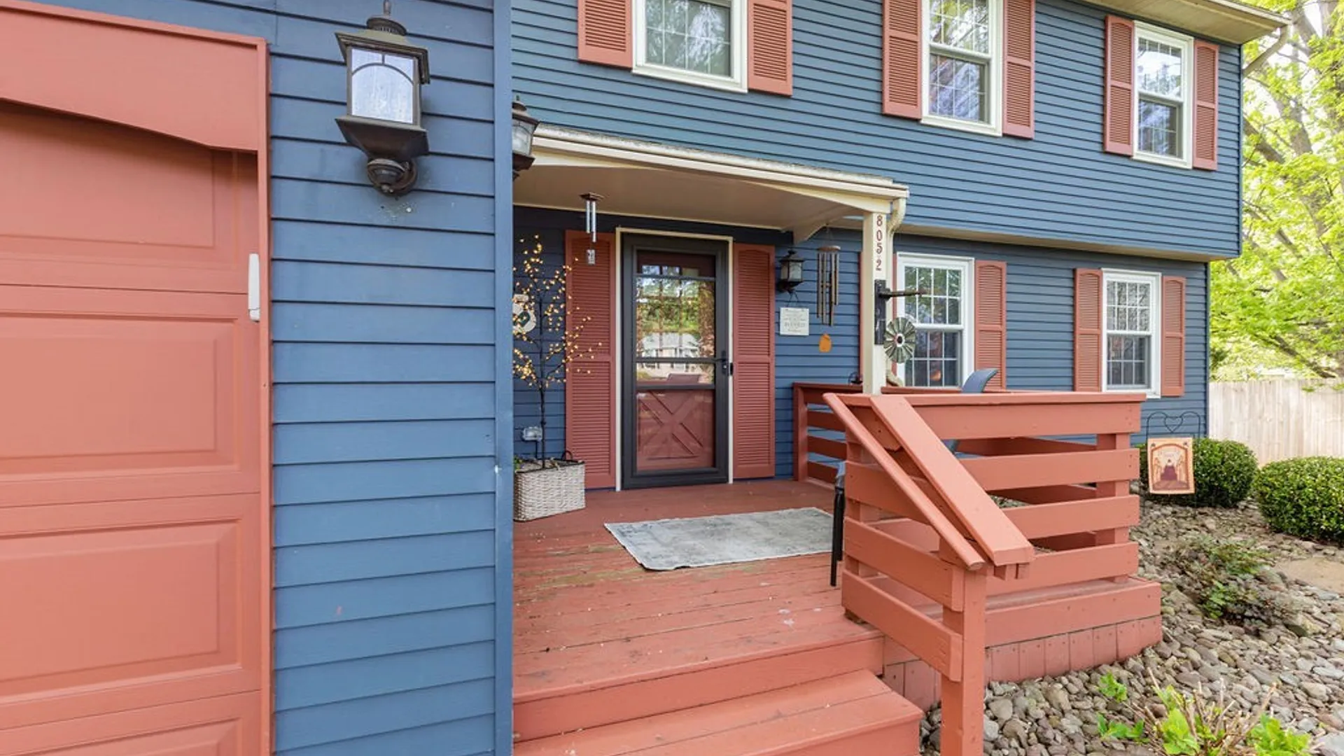 Property at 8052 Fox Run Circle, Clay, NY 13090 3