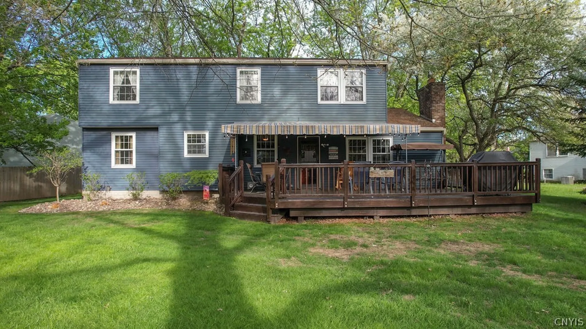 Property at 8052 Fox Run Circle, Clay, NY 13090 5