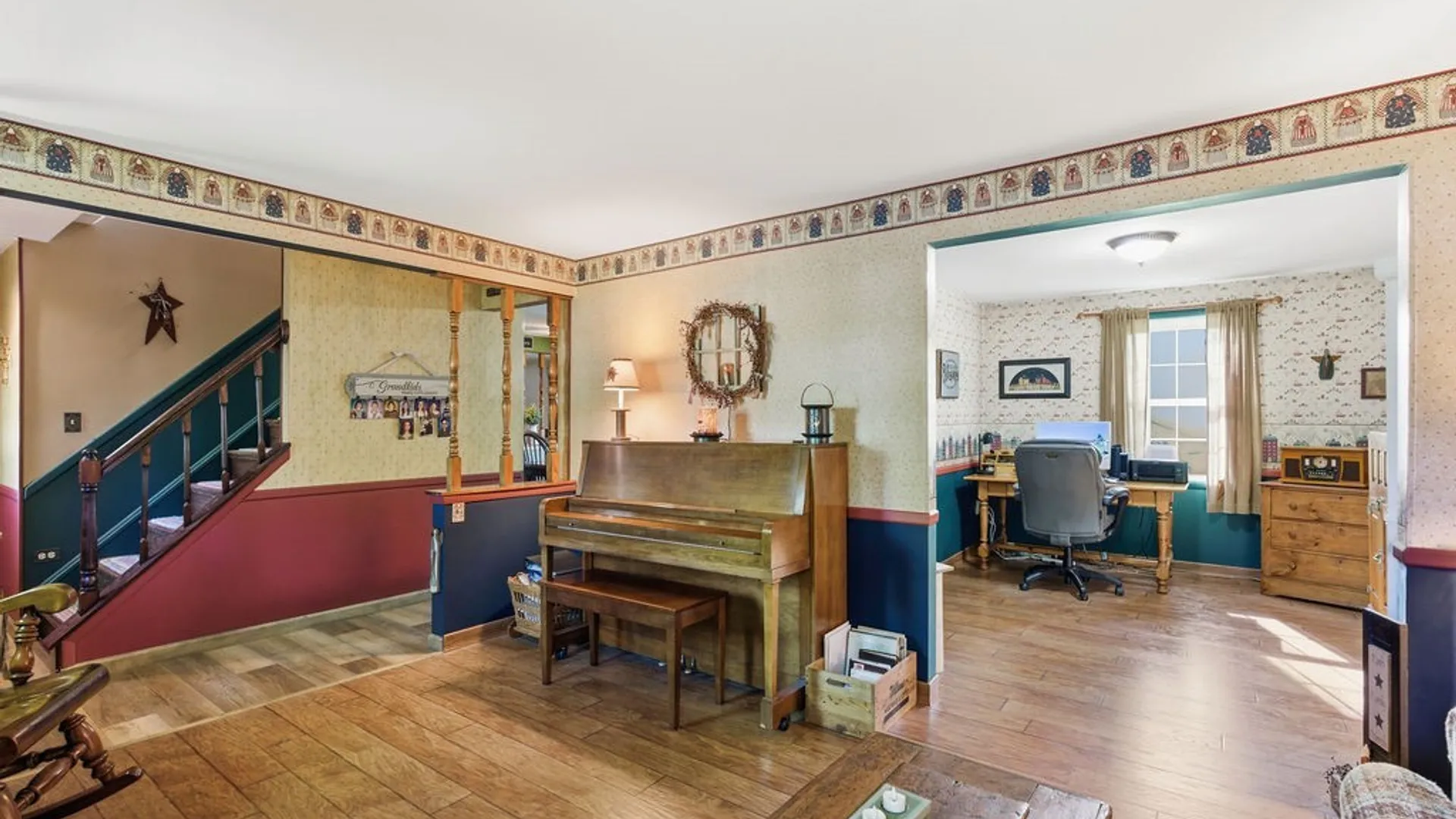 Property at 8052 Fox Run Circle, Clay, NY 13090 9