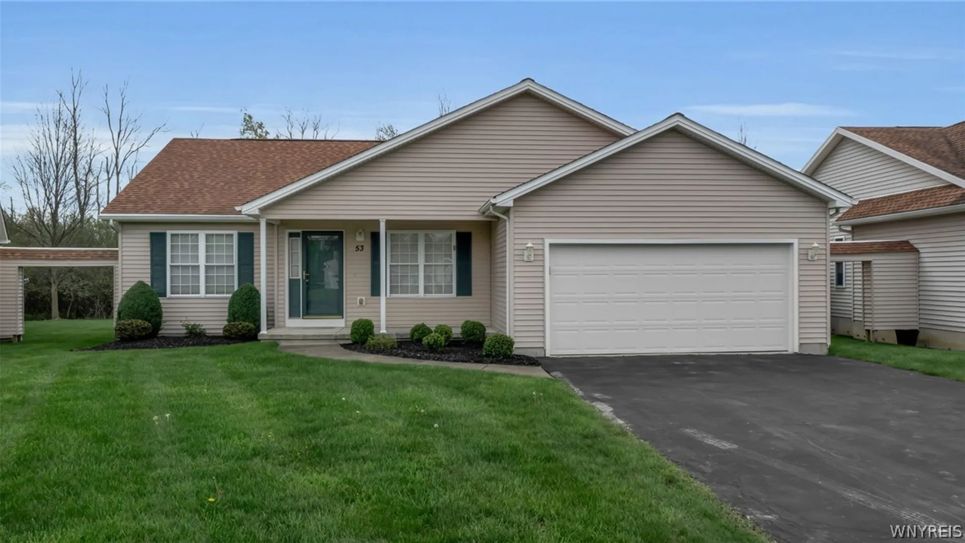 Property at 53 Alexander Parkway, Pendleton, NY 14120 30