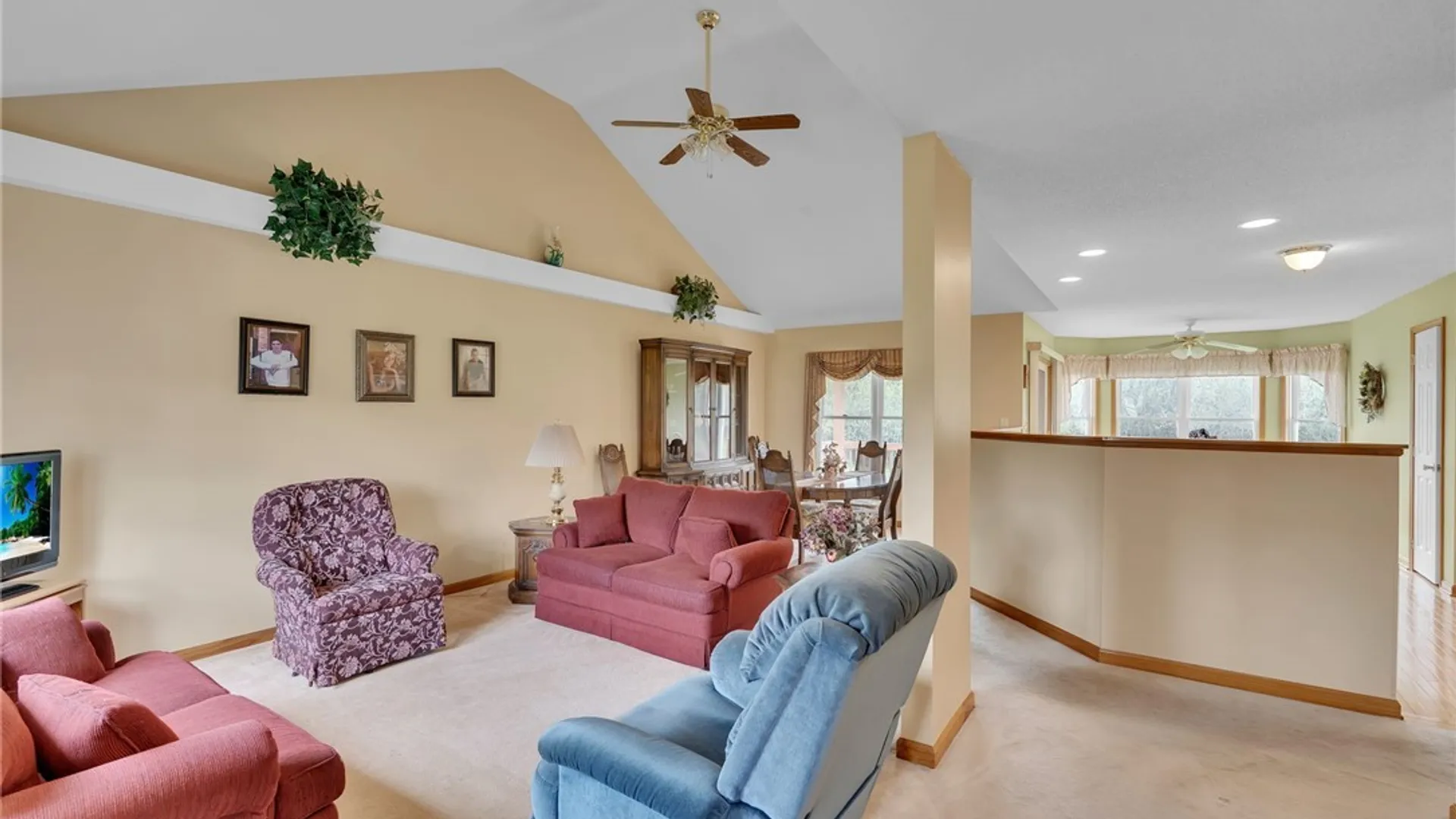 Property at 53 Alexander Parkway, Pendleton, NY 14120 7