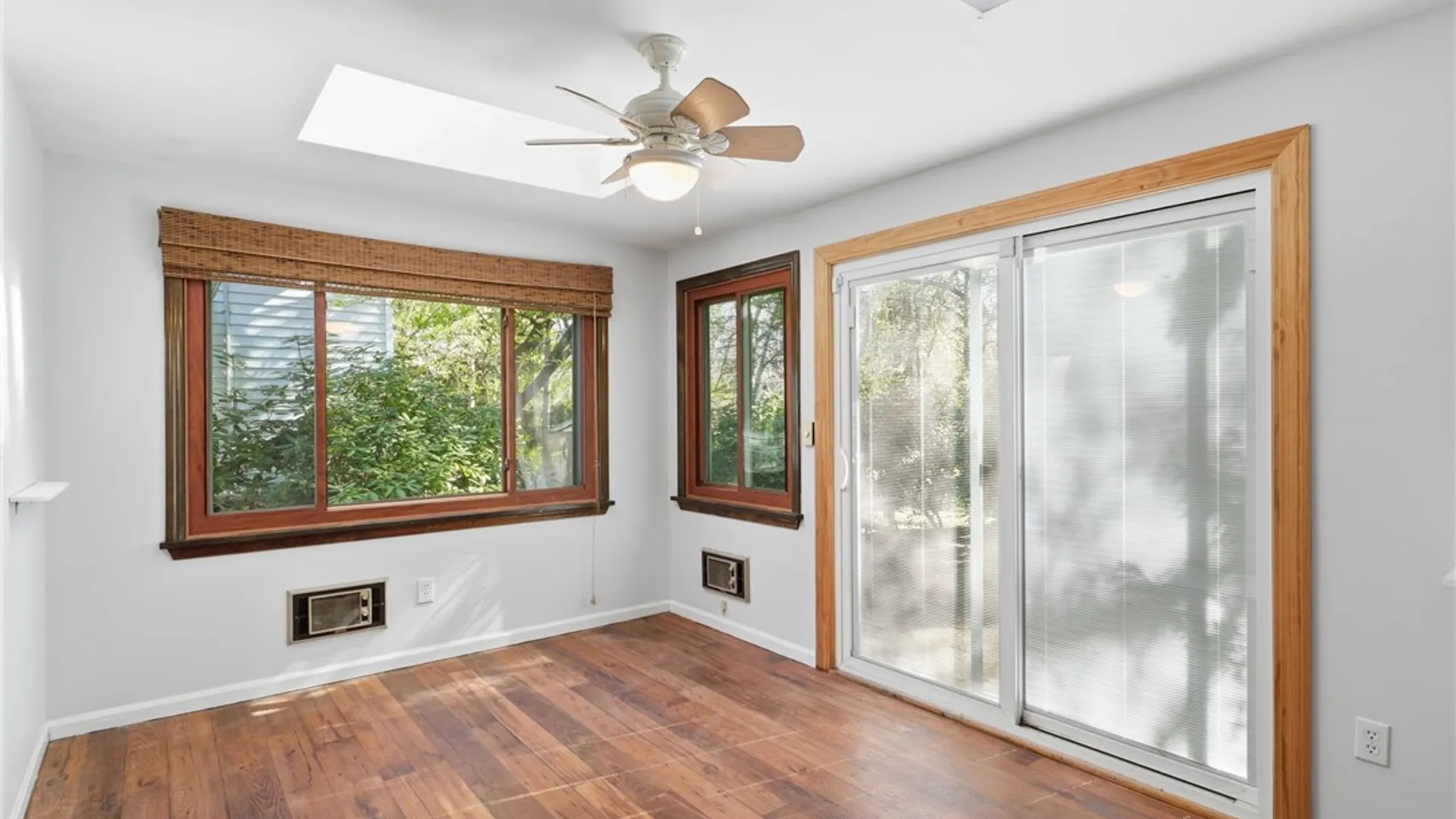 Property at 58 Landsdowne Lane, Pittsford, NY 14618 18