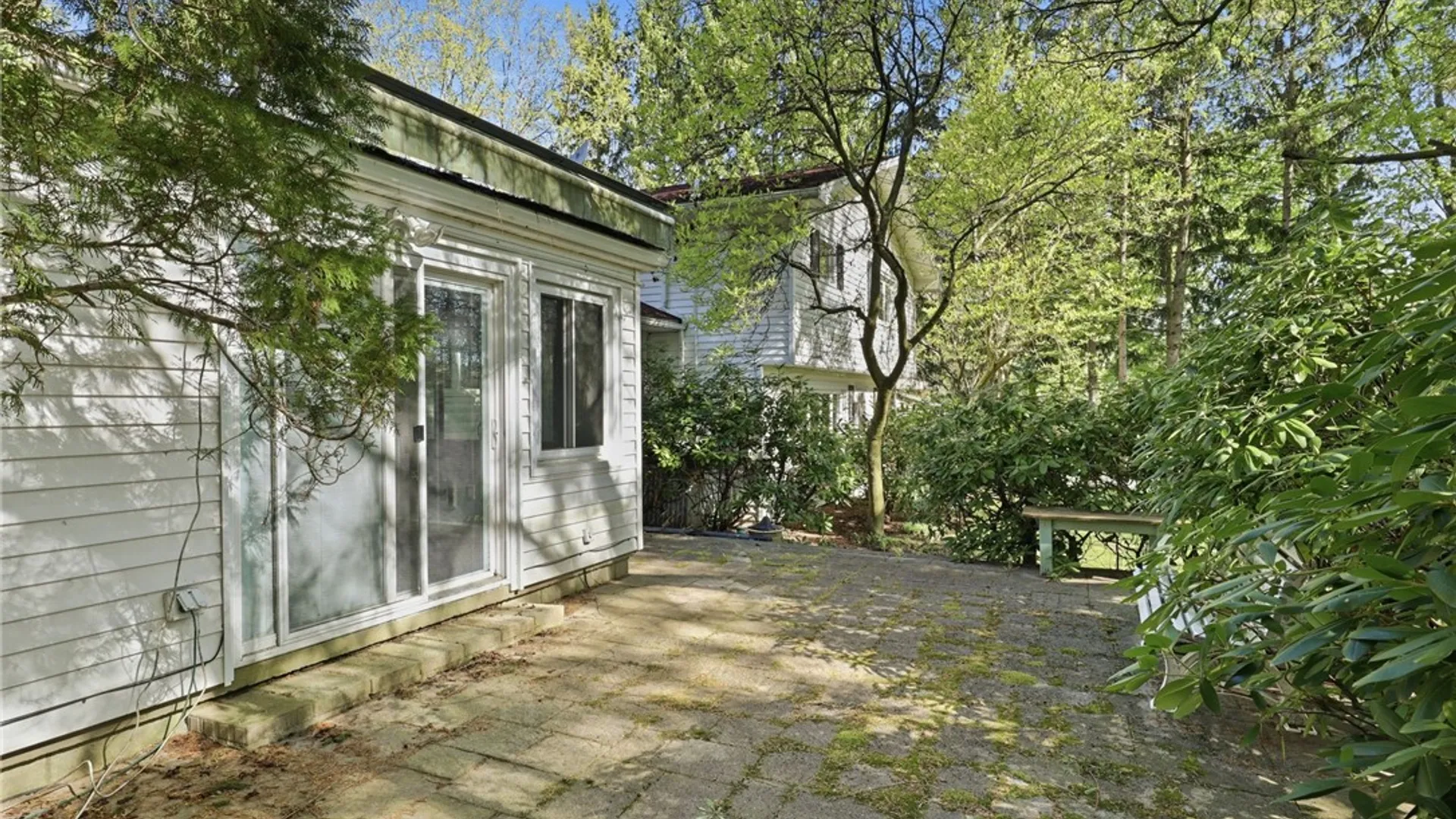 Property at 58 Landsdowne Lane, Pittsford, NY 14618 34