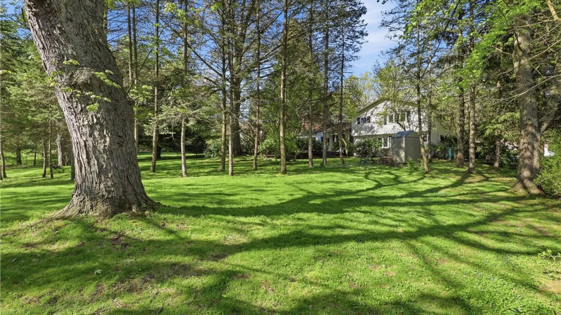 Property at 58 Landsdowne Lane, Pittsford, NY 14618 37