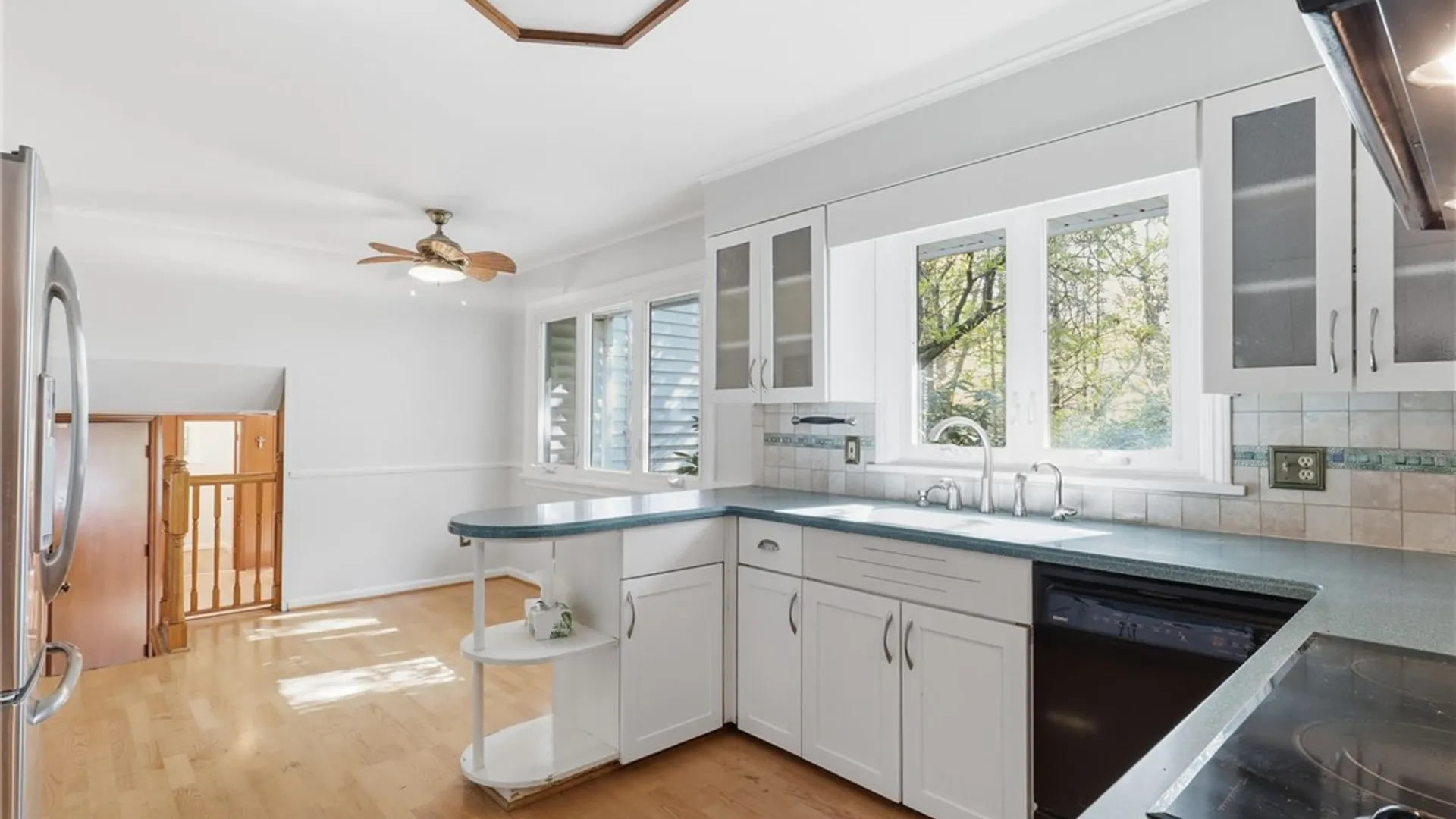 Property at 58 Landsdowne Lane, Pittsford, NY 14618 8
