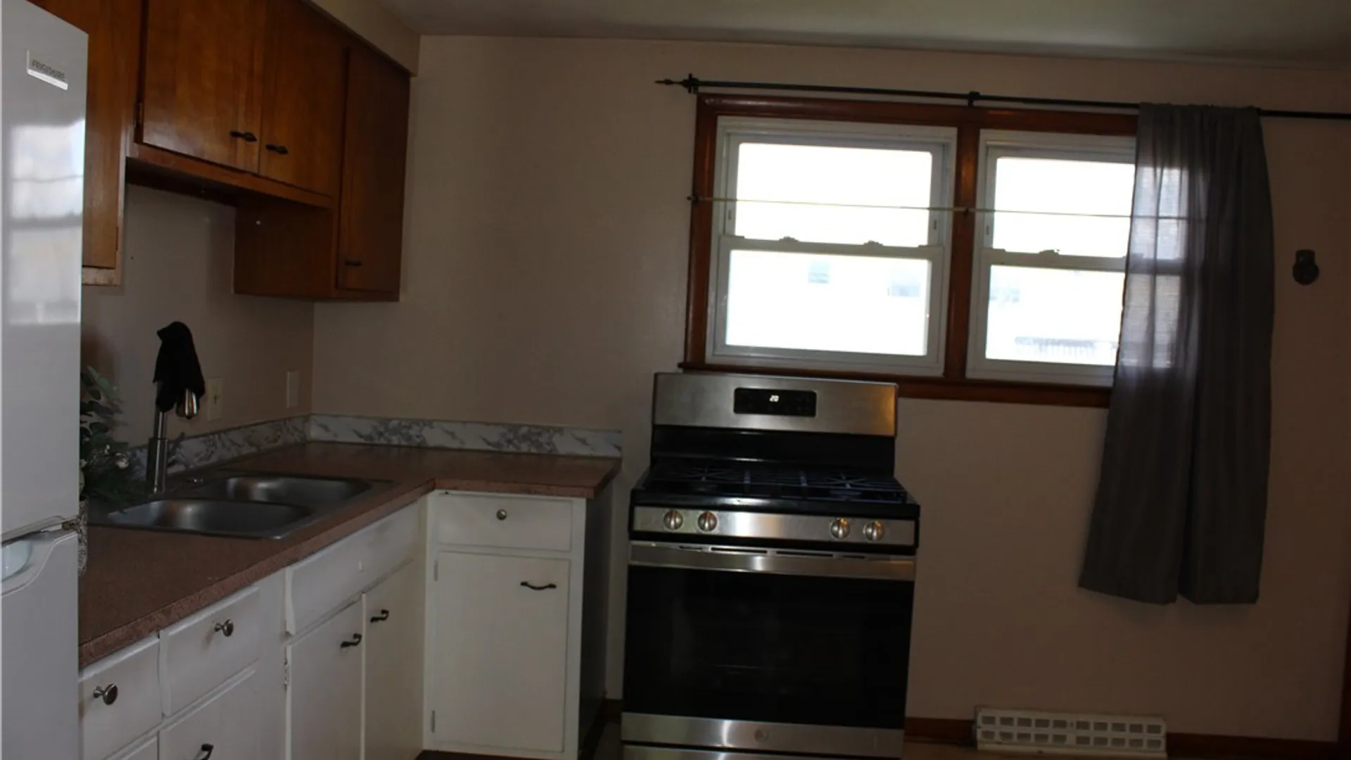 Property at 417 Hazelhurst Avenue, DeWitt, NY 13206 10