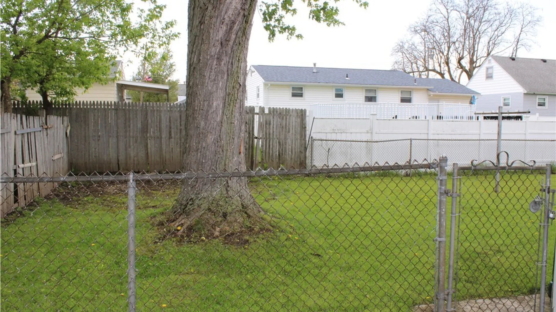 Property at 417 Hazelhurst Avenue, DeWitt, NY 13206 7