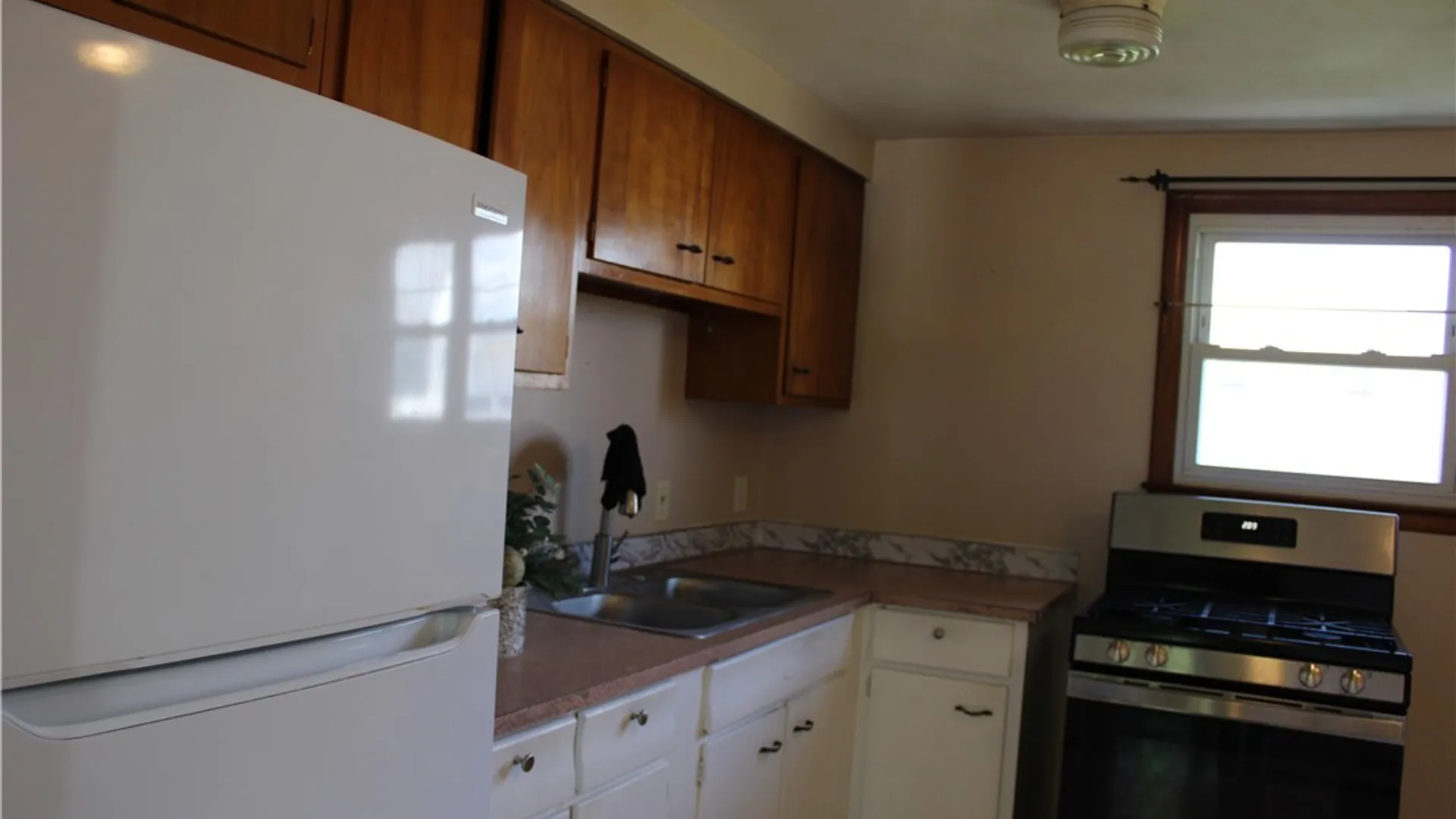 Property at 417 Hazelhurst Avenue, DeWitt, NY 13206 9