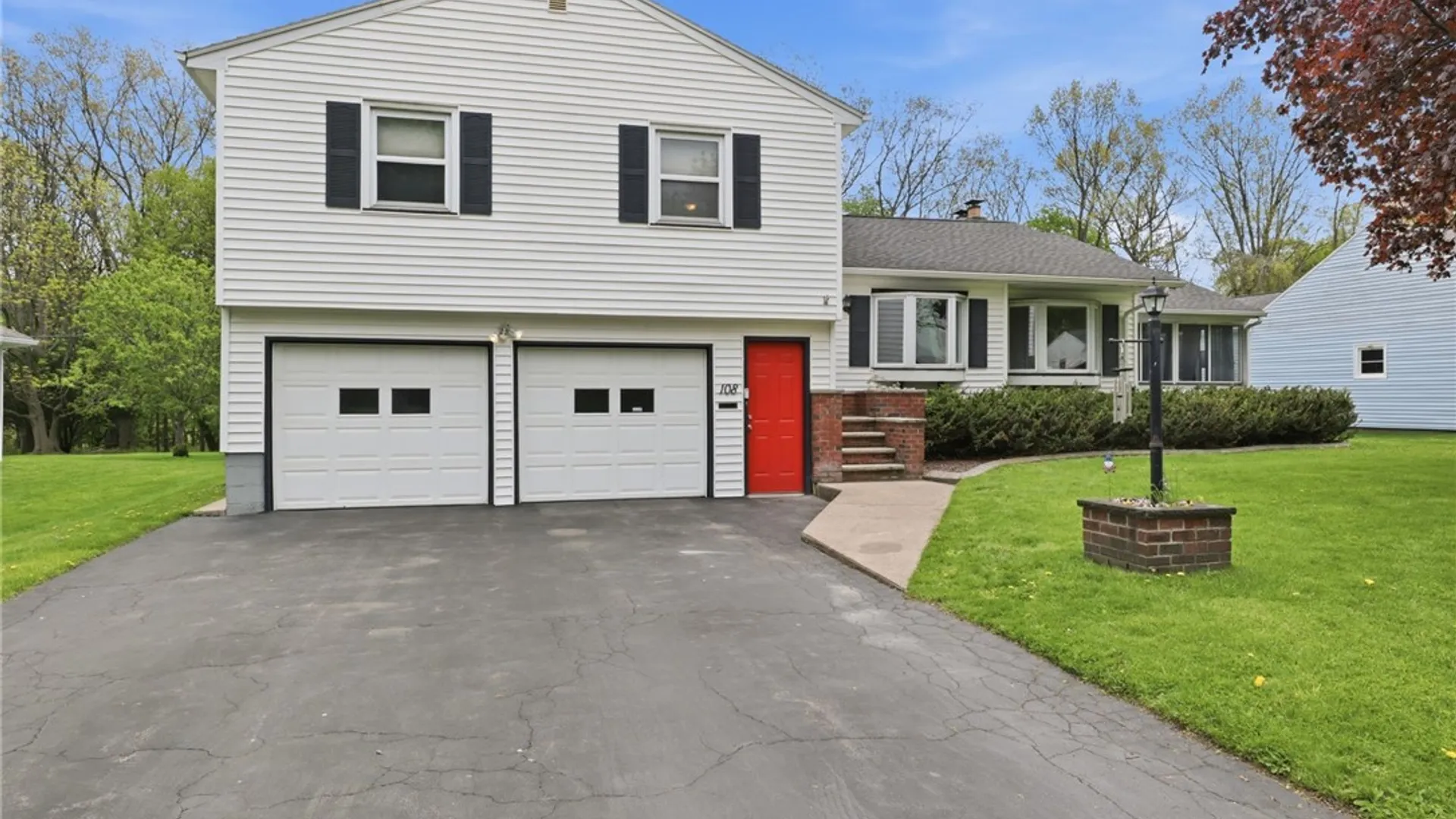 Property at 108 Thurlow Avenue, Irondequoit, NY 14609 2