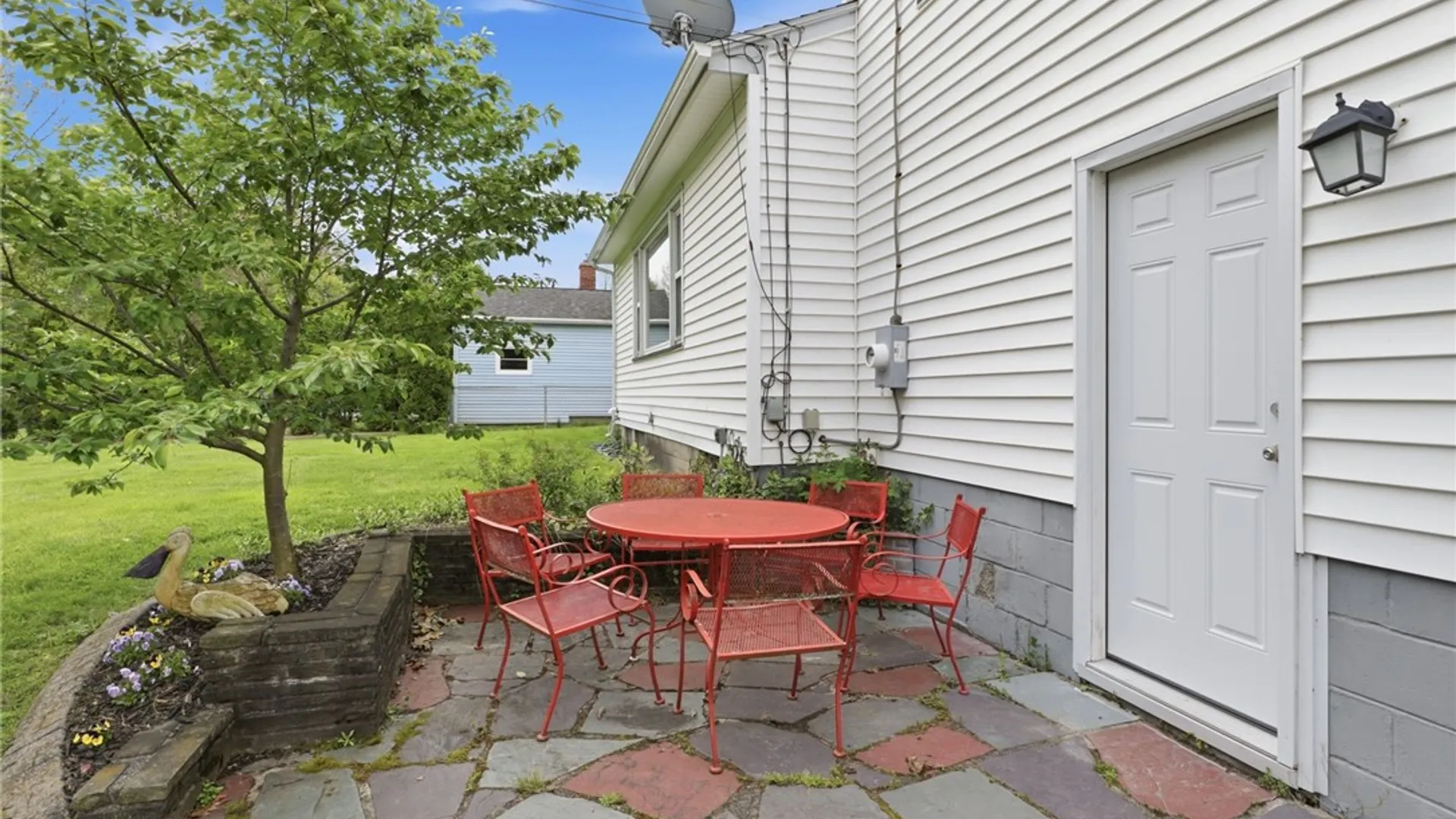 Property at 108 Thurlow Avenue, Irondequoit, NY 14609 32