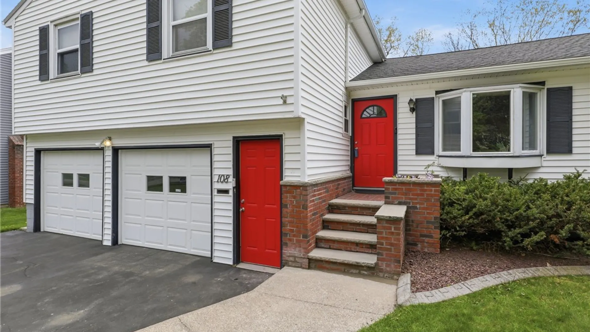 Property at 108 Thurlow Avenue, Irondequoit, NY 14609 4