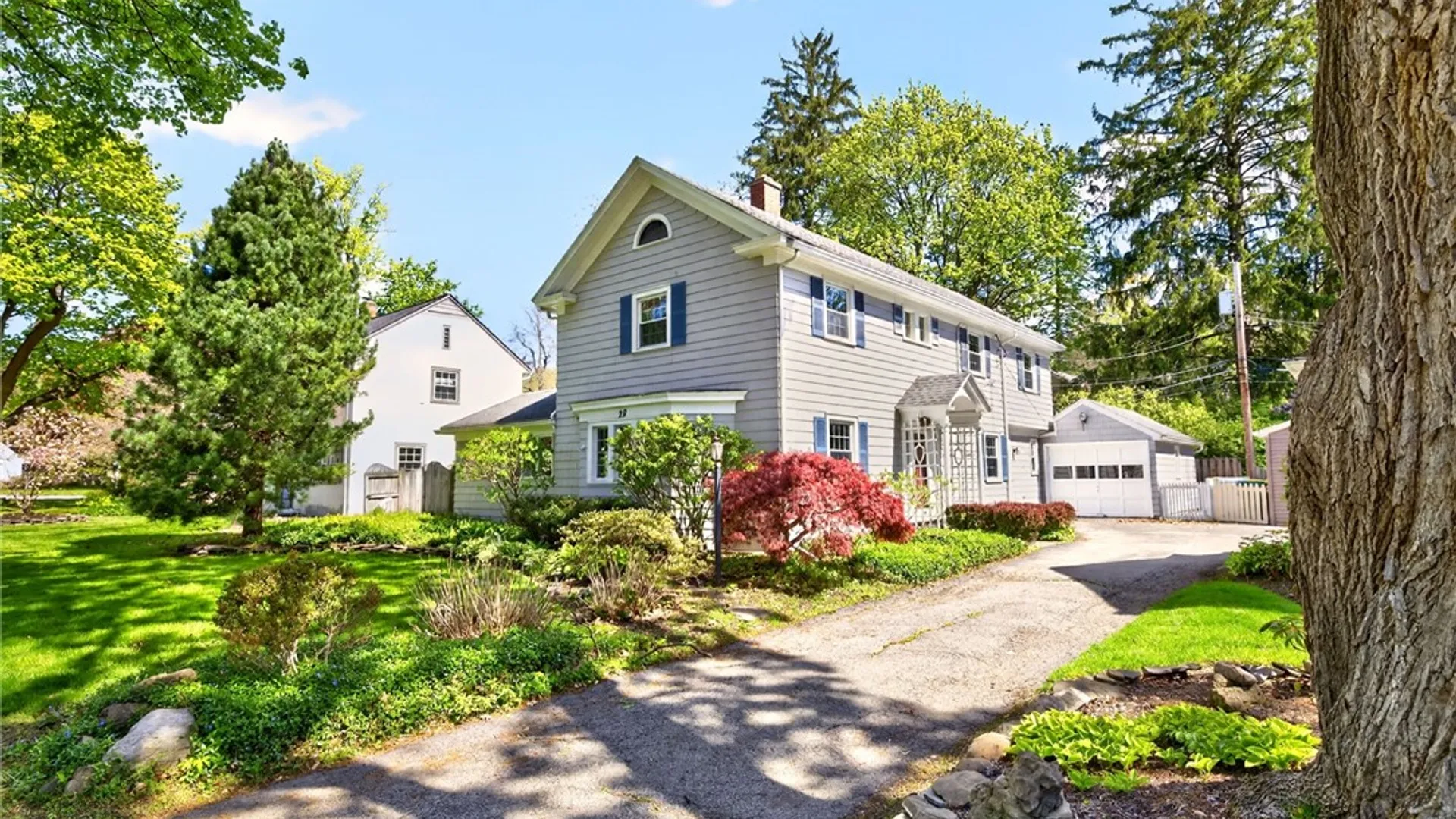 Property at 28 Buffard Drive, Brighton, NY 14610 5