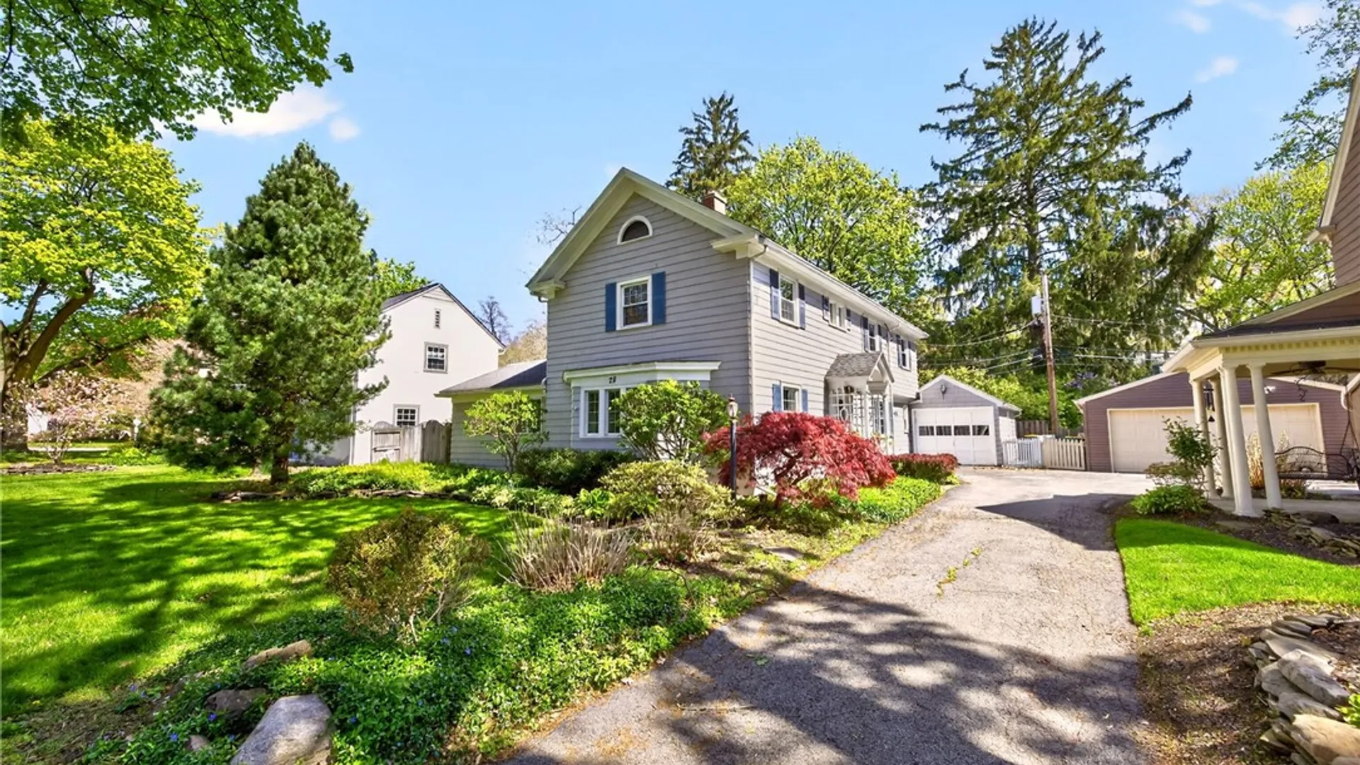 Property at 28 Buffard Drive, Brighton, NY 14610 6